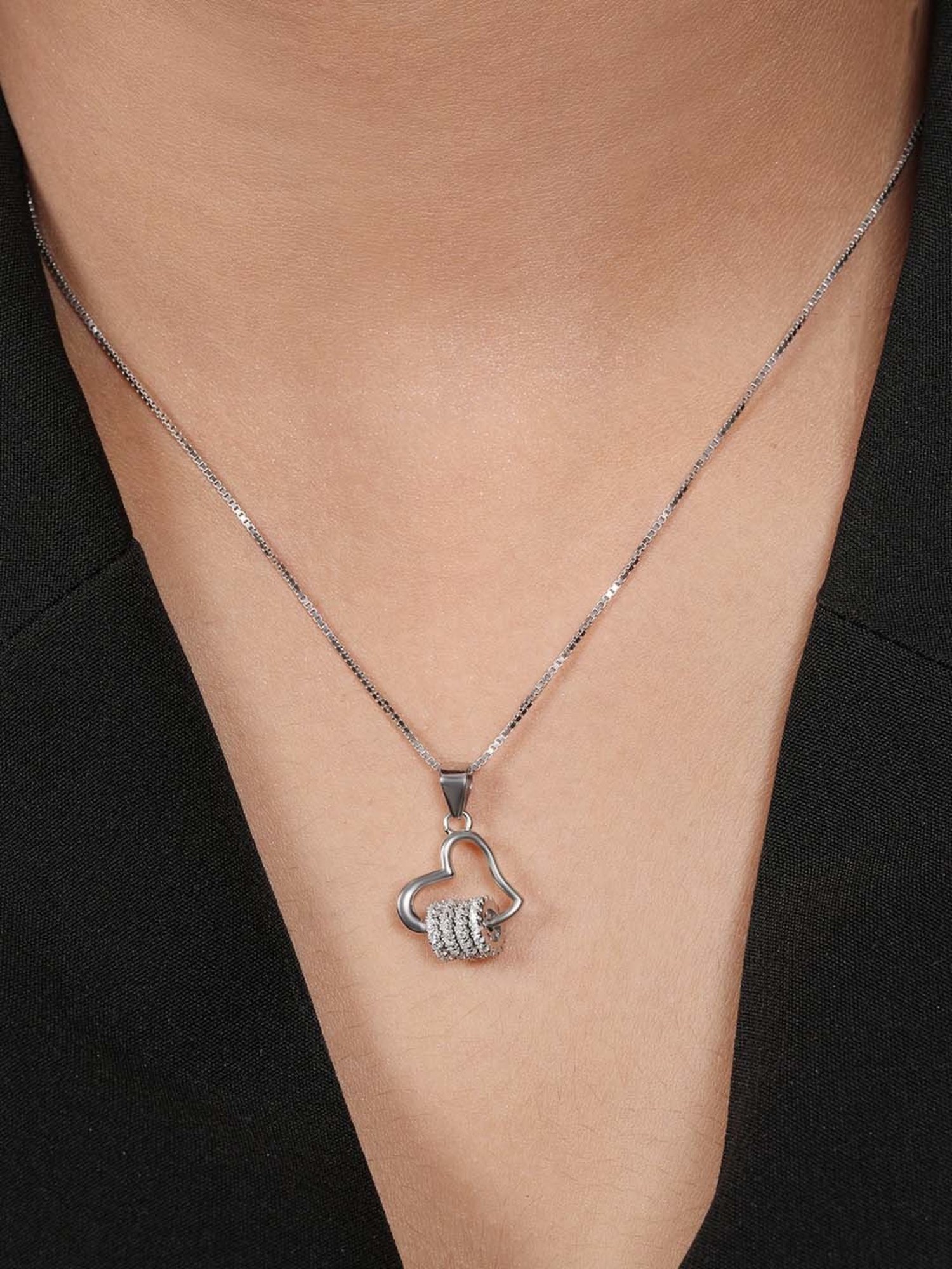 Zavya 925 Silver Eternal Heart Rhodium Plated Pendant for Women