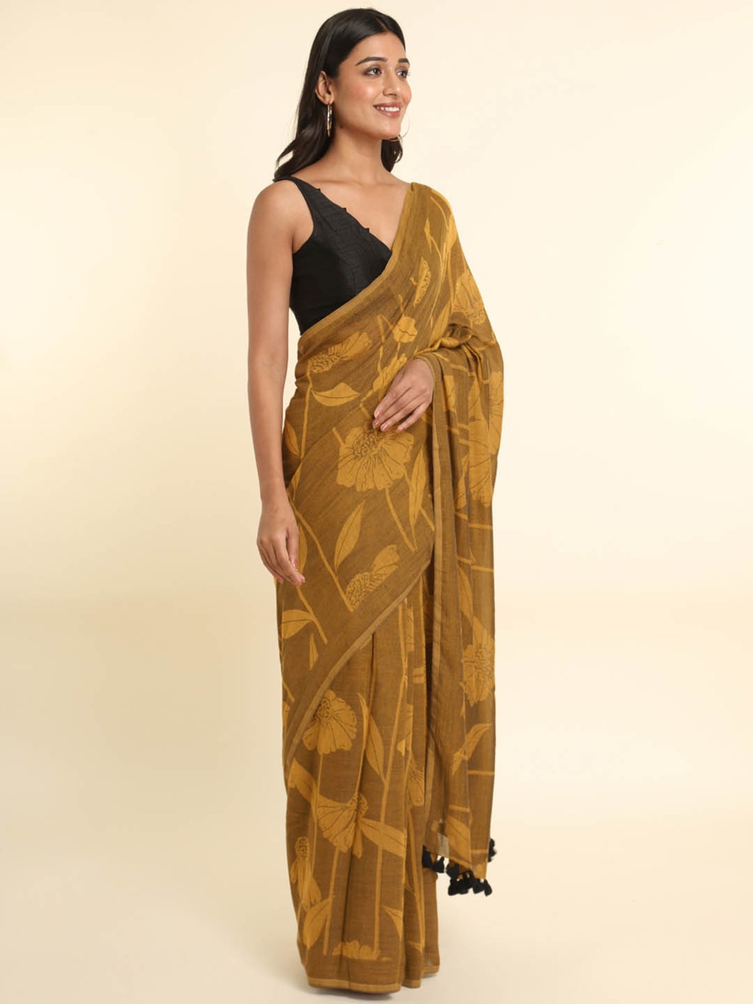 Suta Mustard Printed Saree Without Blouse