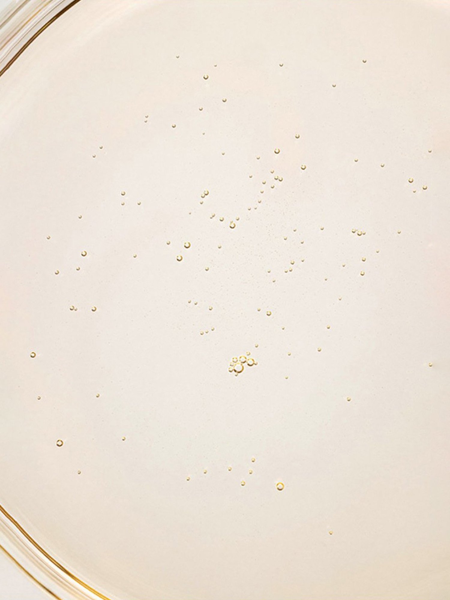 Lotus Herbals Illuminating Radiance Cleansing Foam - 100 gm