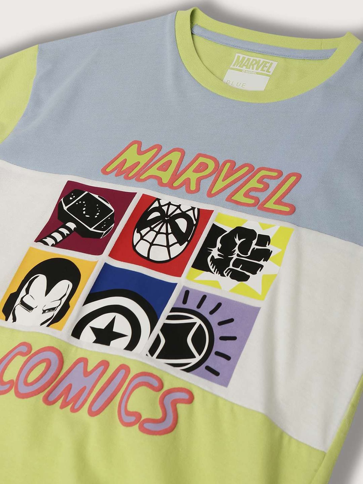 Blue Giraffe Kids Multicolor Cotton Printed Marvel T-Shirt