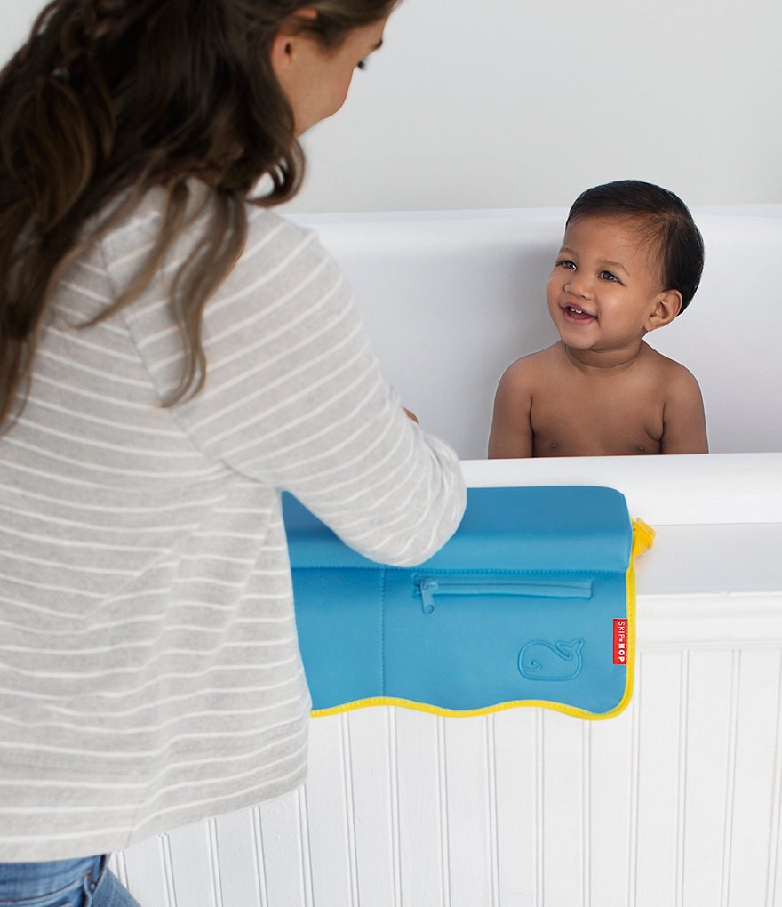 Skip Hop Moby Whale Bathtub Elbow Saver