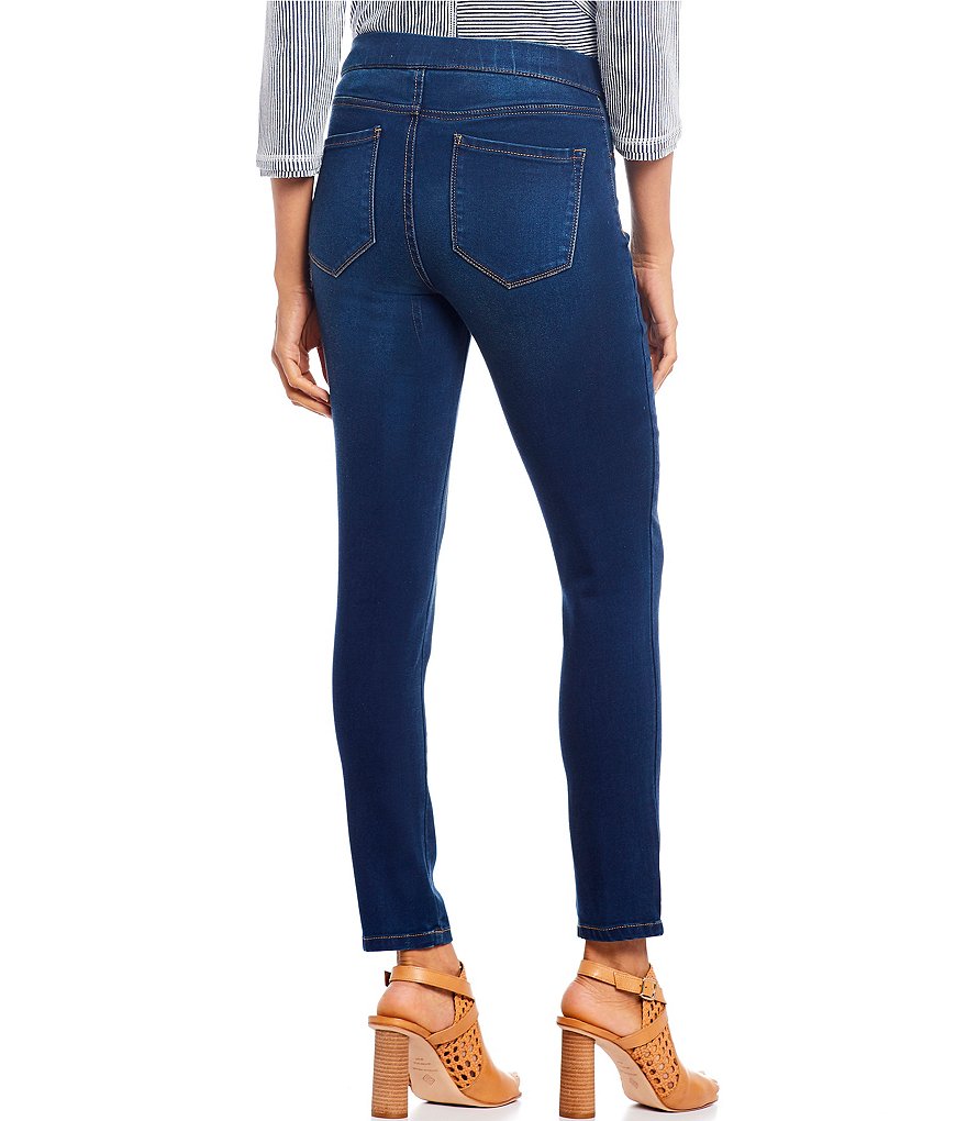 Commando Faux Leather Crocodile-Embossed Legging