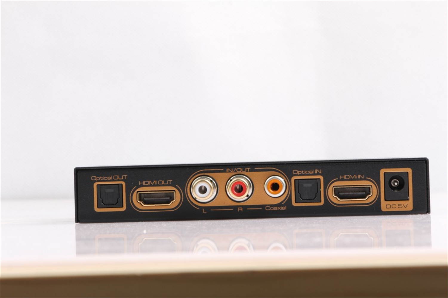 HDMI Audio Embedded & Extractor Support 4K supports Dolby-AC3 and DTS Audio Format Input supports max 2V P-P analog audio input