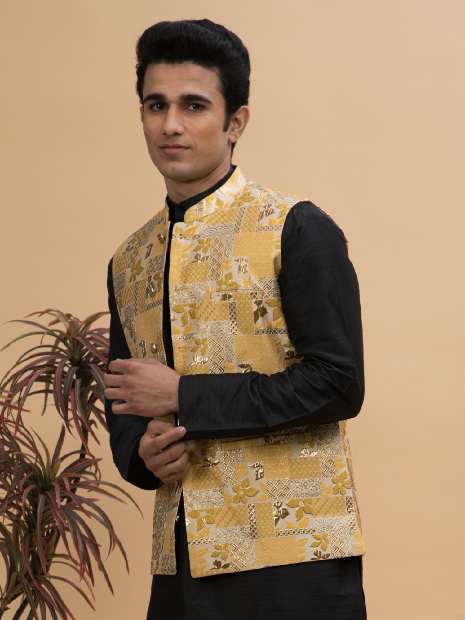 NEUDIS Yellow Regular Fit Nehru Jacket