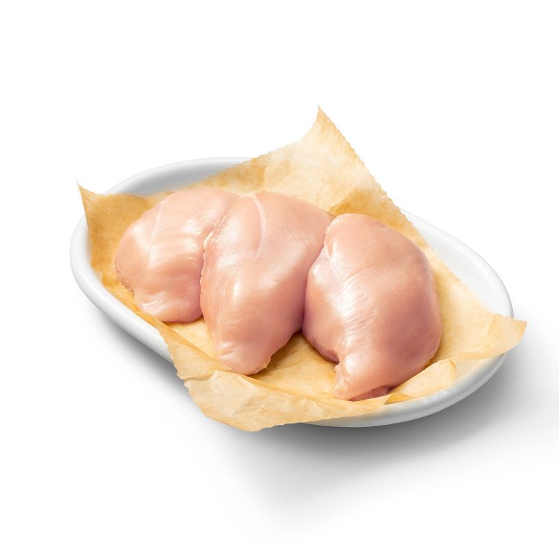 No Antibiotics Ever Vegetable Fed Boneless Skinless Chicken Breast - 1.2-1.8 lbs - price per lb - Good & Gather™