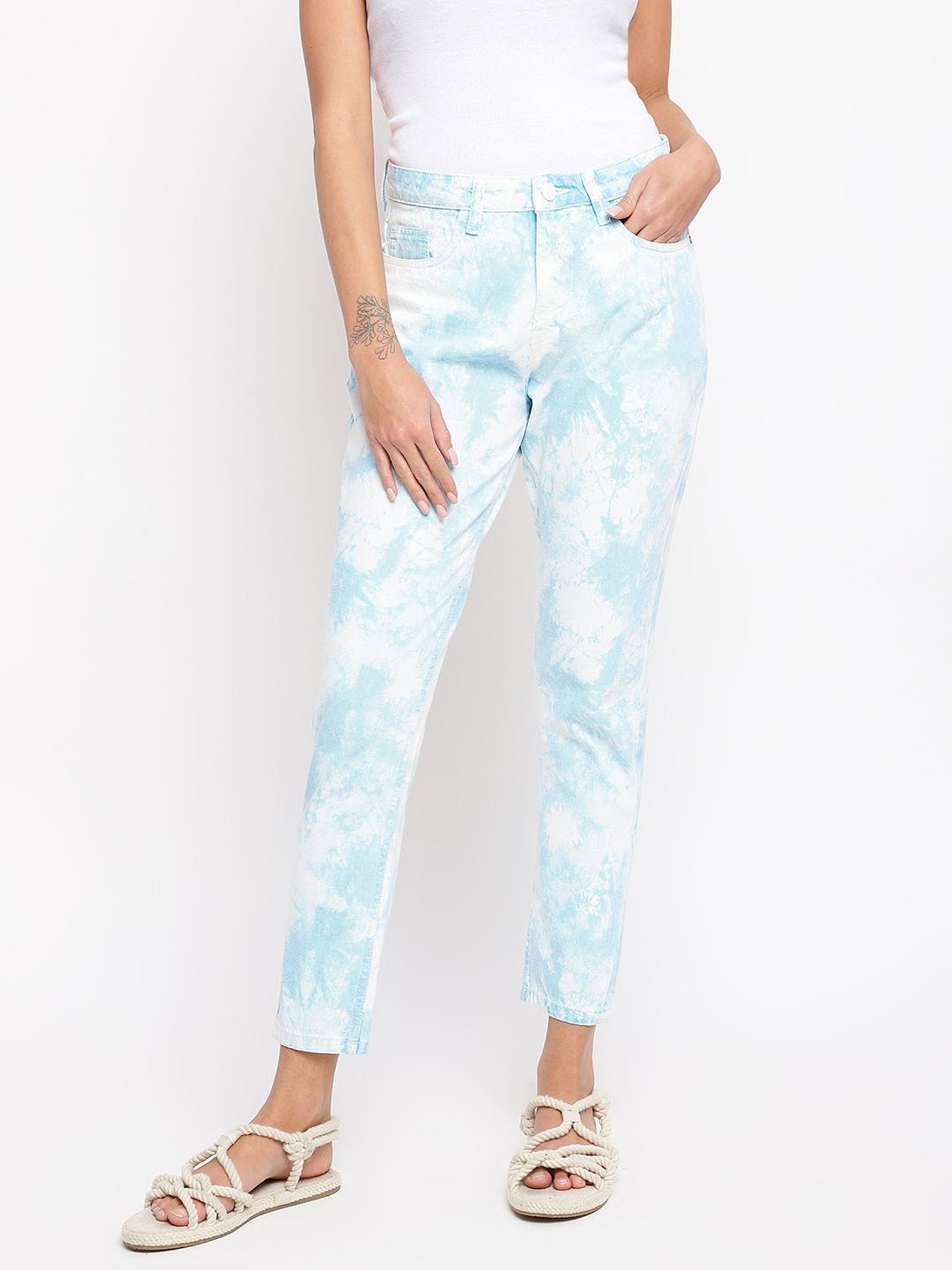 Tales & Stories Sky Blue Cotton Tie - Dye Mom Fit Jeans