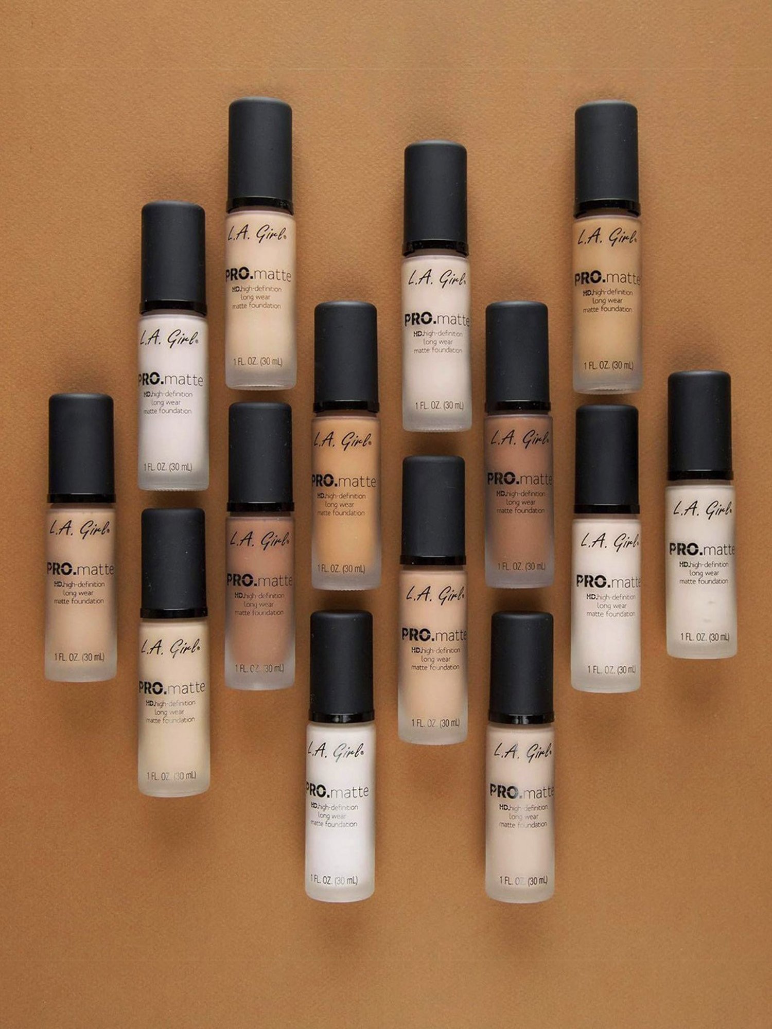 L.A. Girl PRO.Matte Foundation Caramel - 30 ml