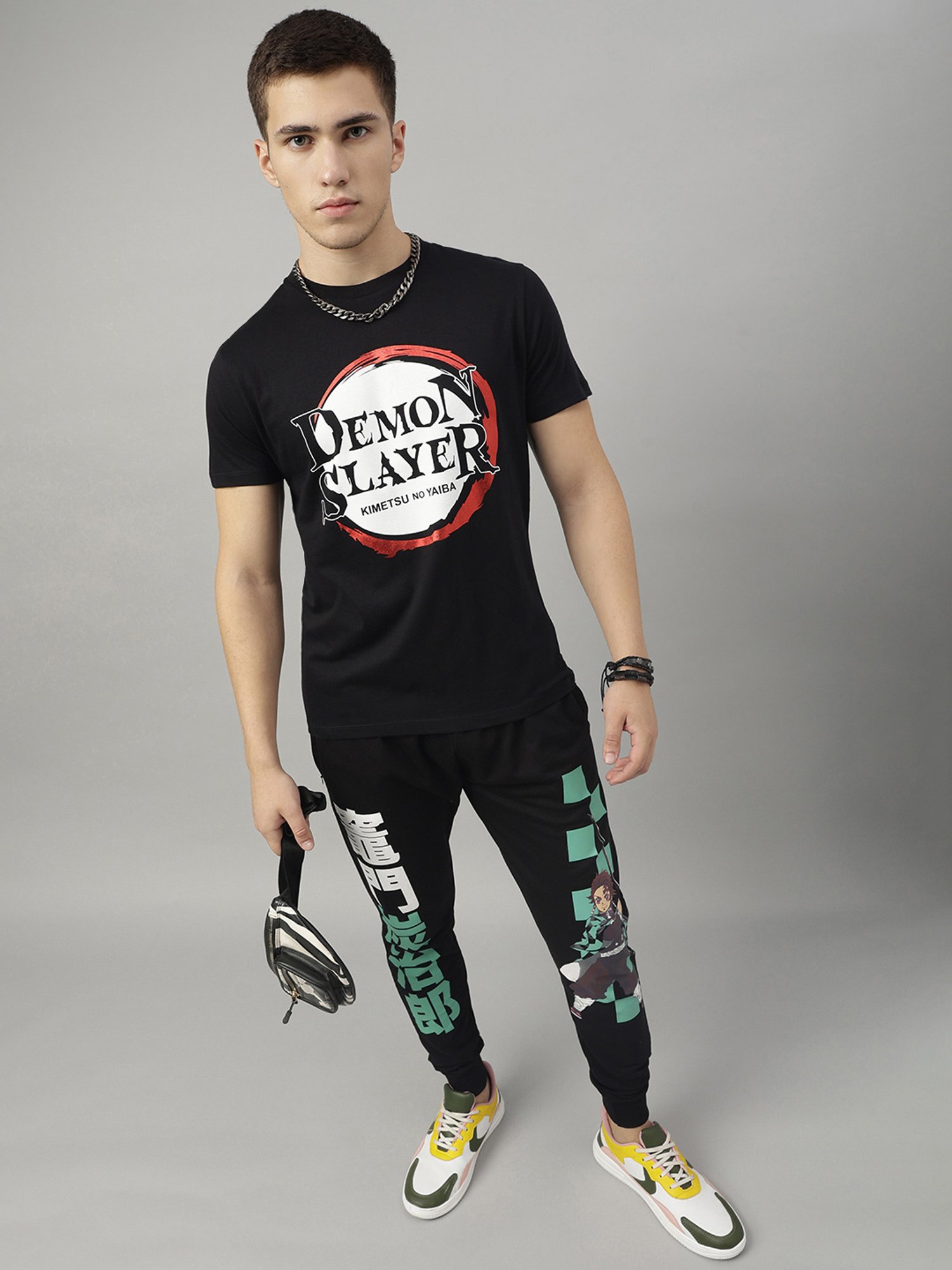 Free Authority Black Regular Fit Printed T-Shirt