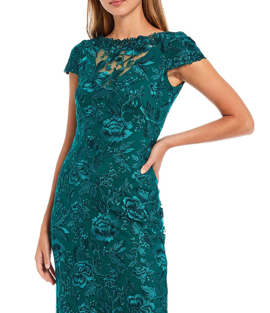 Tadashi Shoji Short Sleeve Illusion Boat Neck Floral Lace Gown