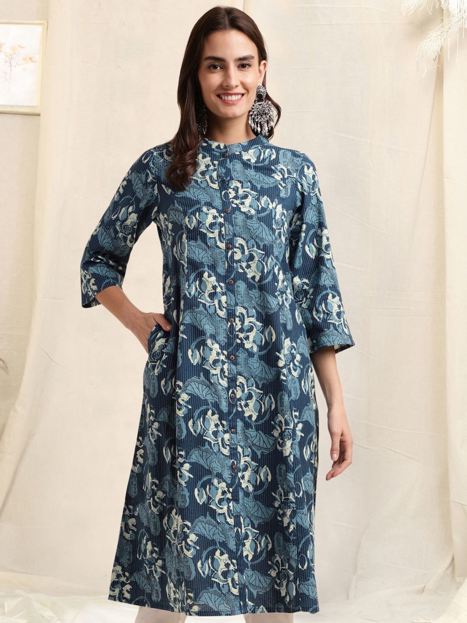 MIRCHI FASHION Blue Cotton Printed Straight Kurta