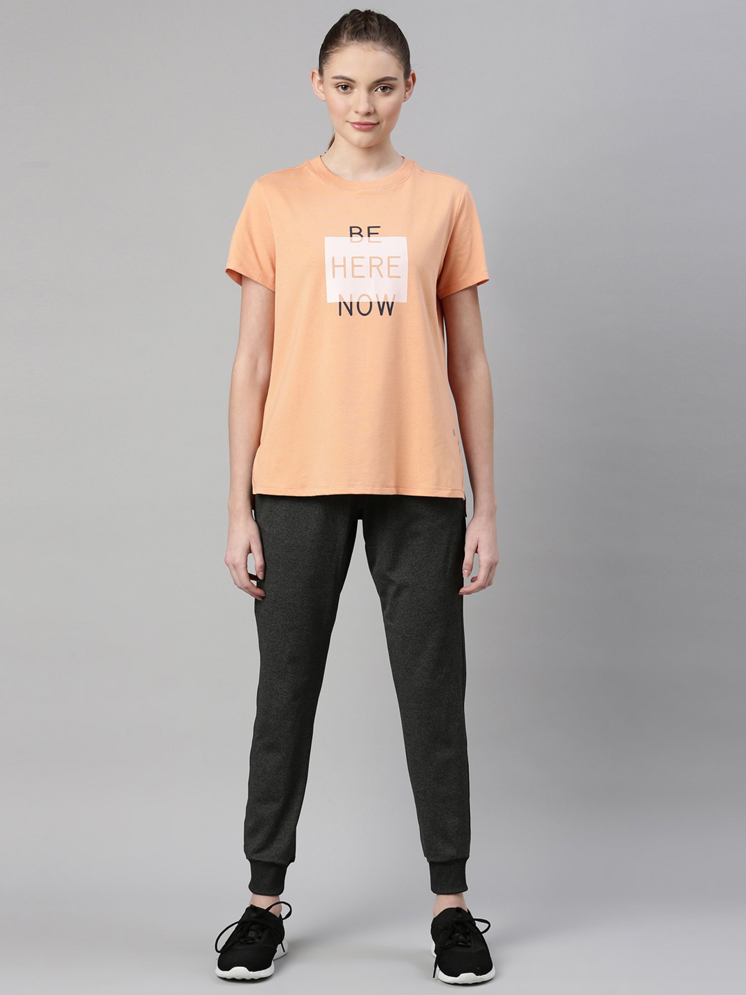 Enamor Peach Cotton Graphic Print Sports T-Shirt