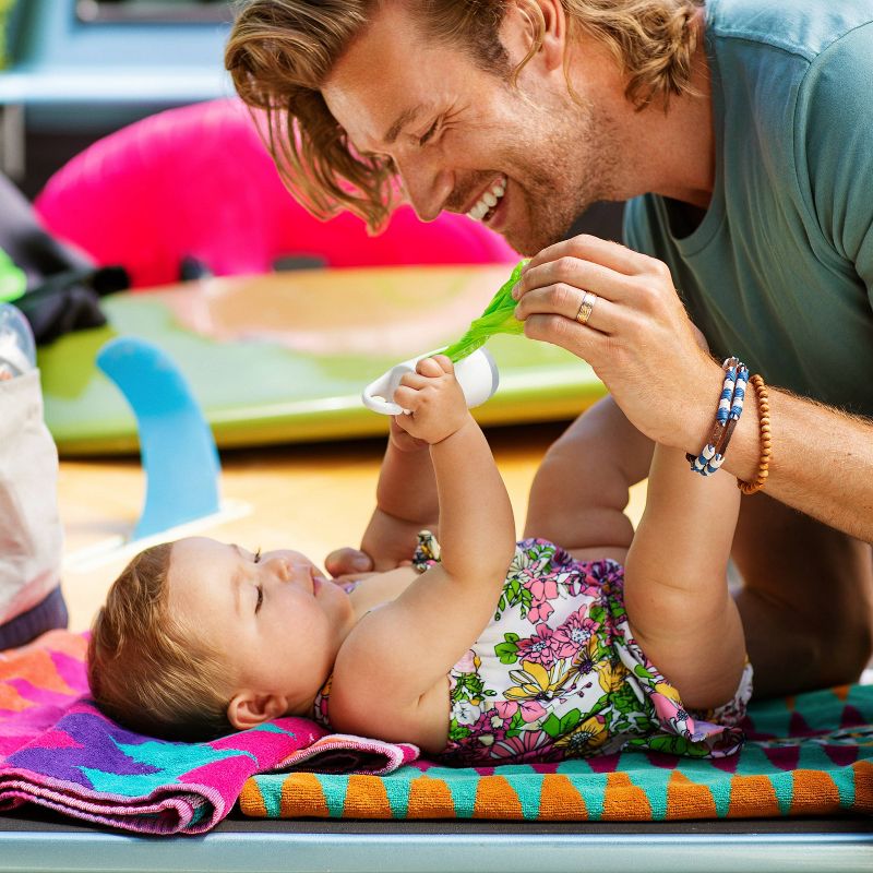 Munchkin Arm & Hammer Diaper Bag Dispenser & Bags - Colors May Vary