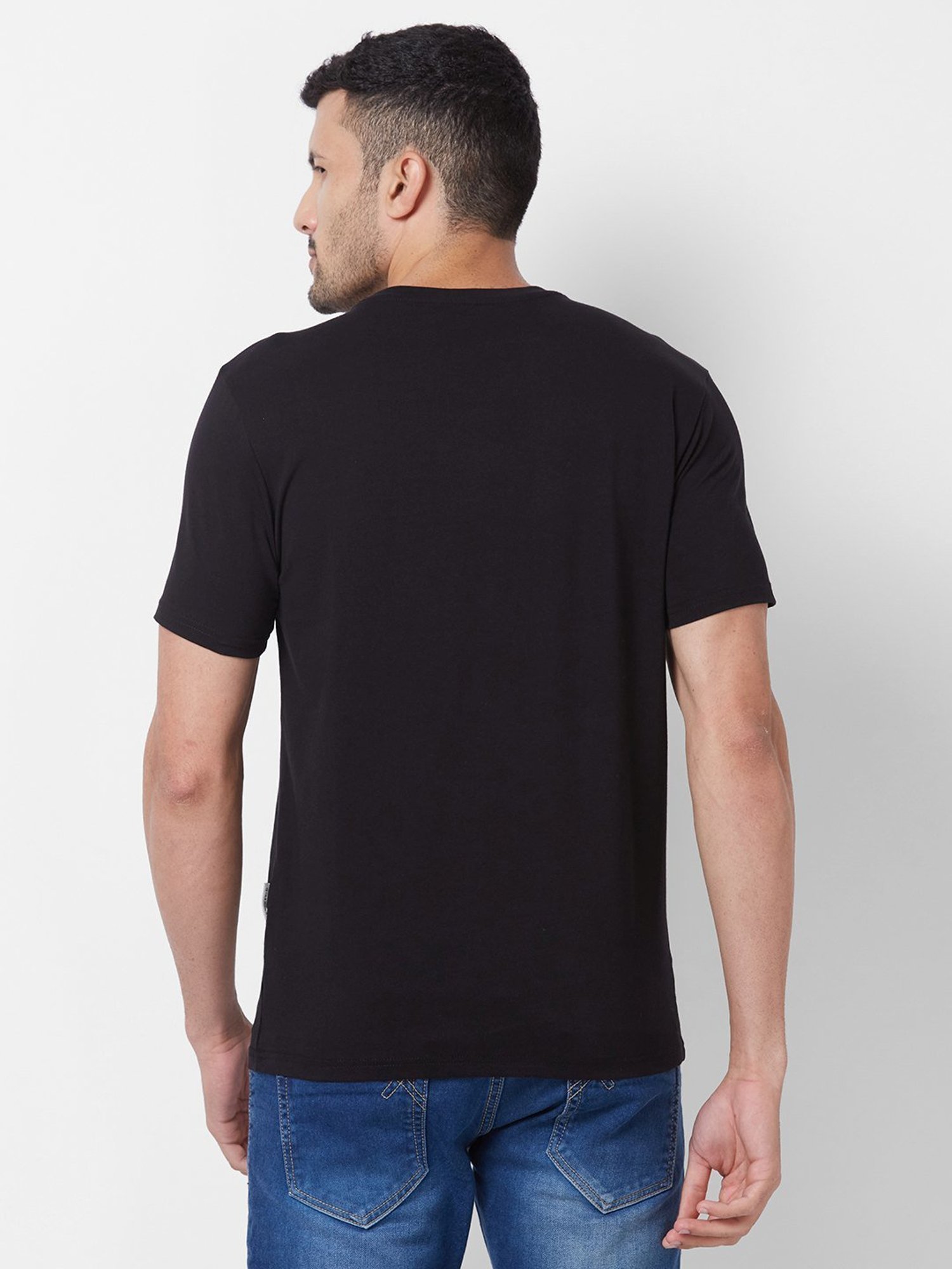 Giordano Black Cotton Slim Fit T-Shirt