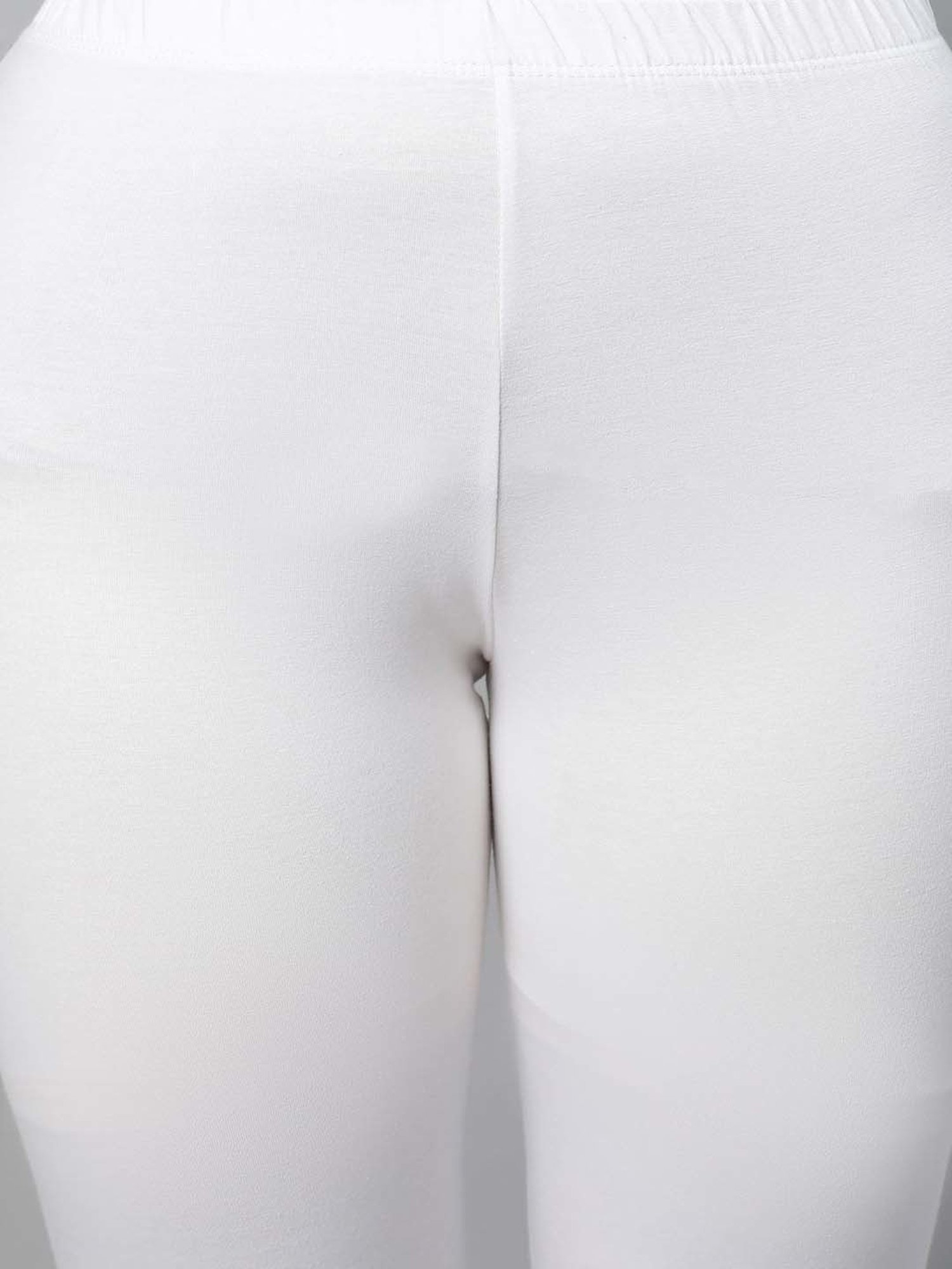 Aurelia White Cotton Regular Fit Churidar