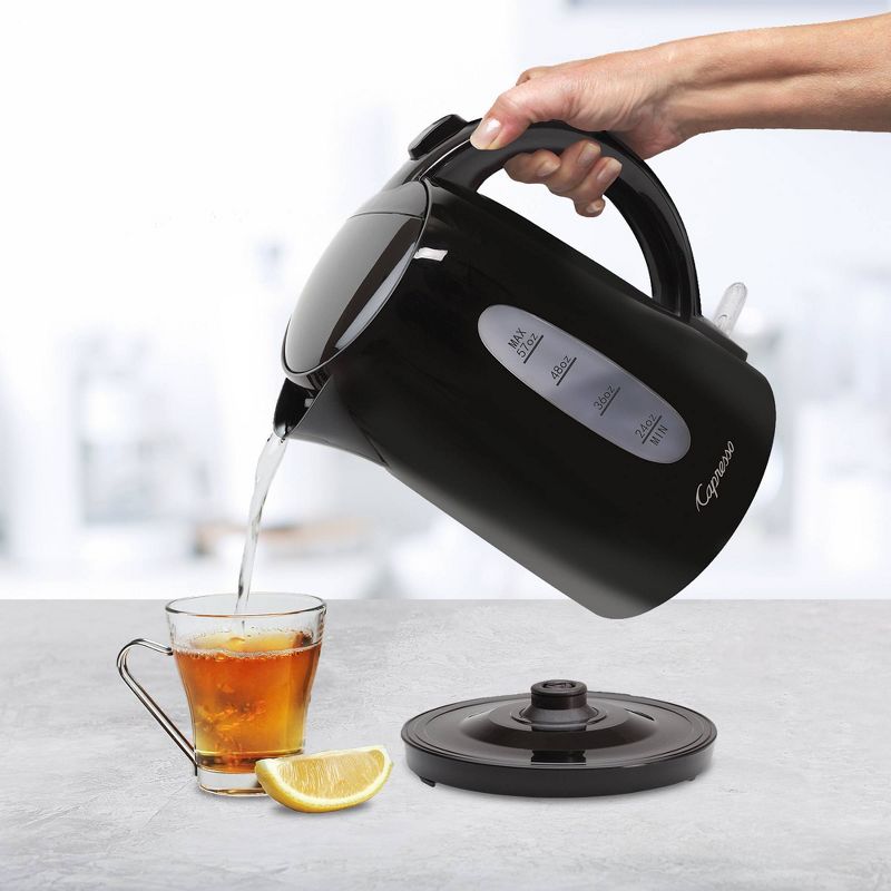 Bodum Bistro 34oz Electric Water Kettle
