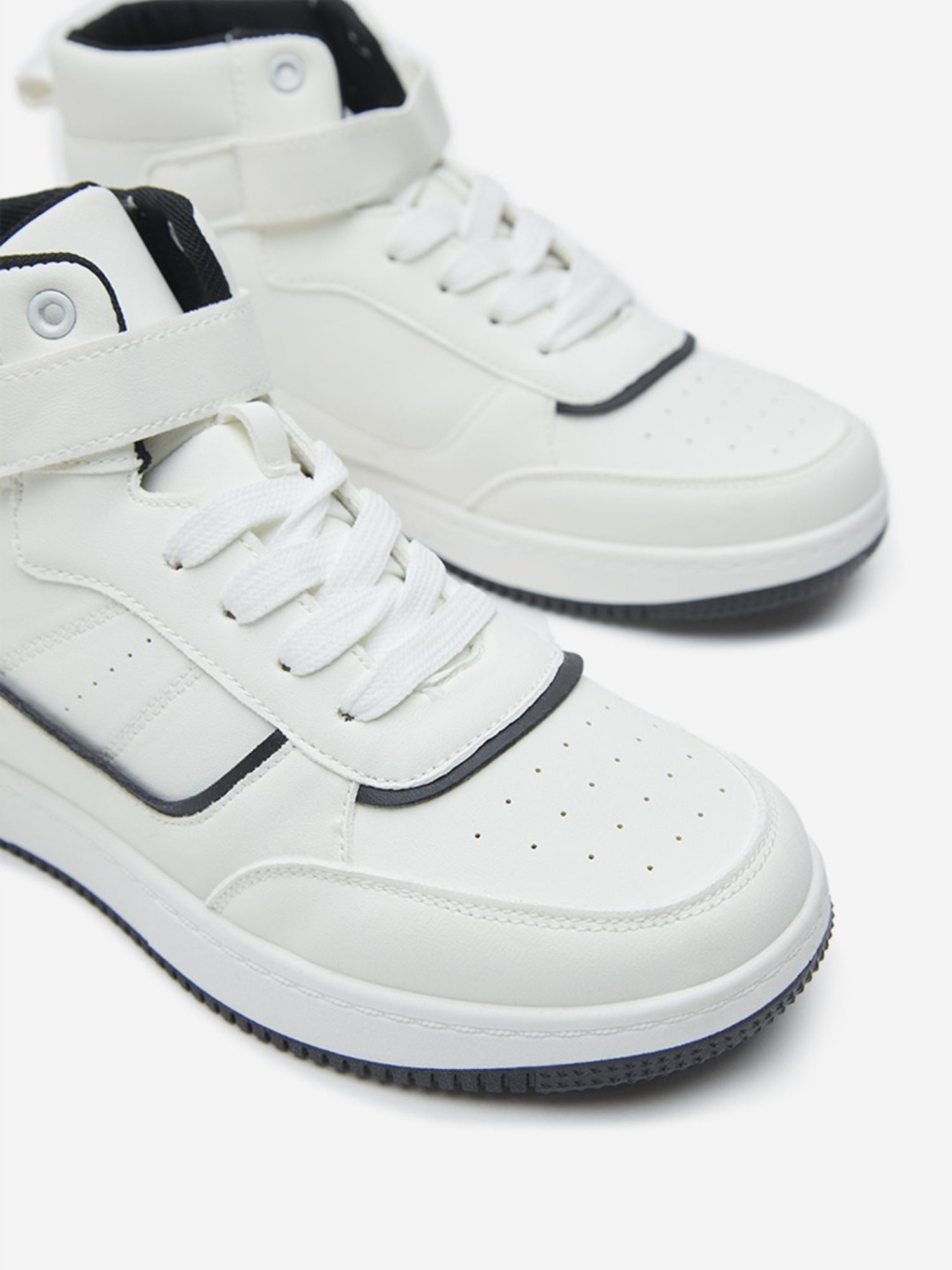 Yellow by Westside Black Colour-Blocked High-Top Boots