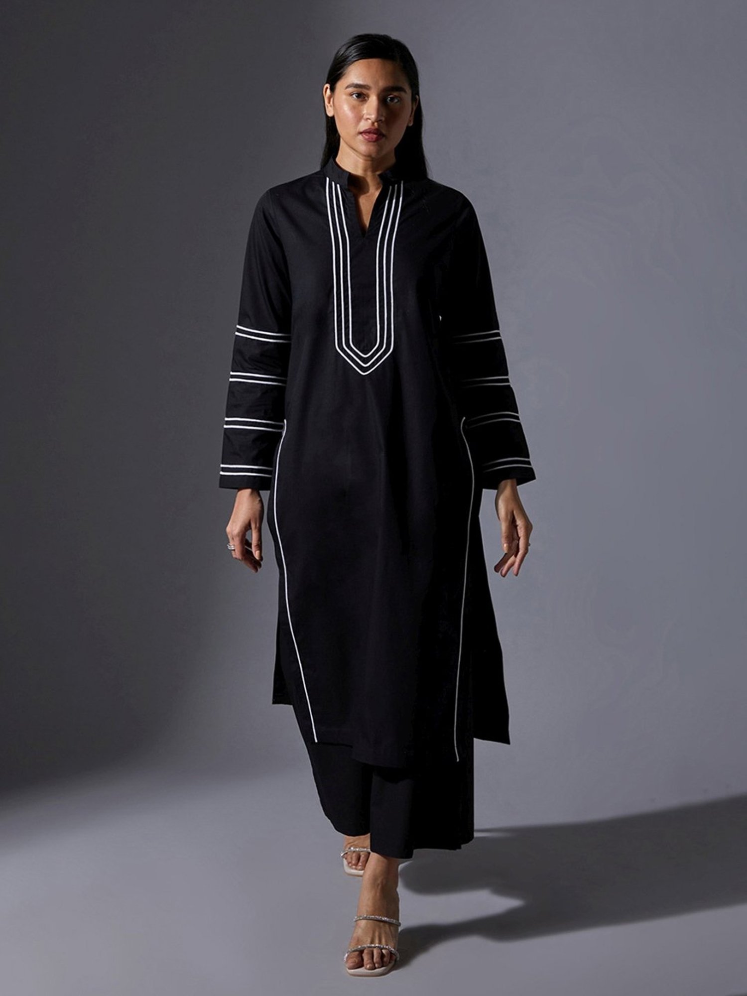 House of Manaa Black Hom Allure Kurta with Pallazo