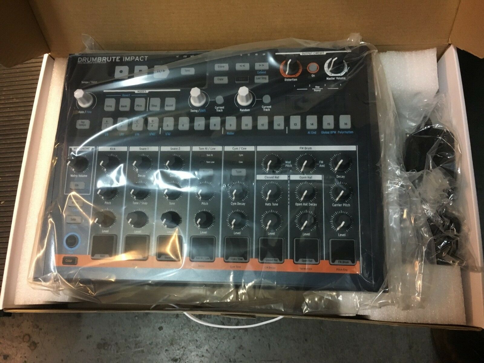 Arturia DrumBrute Impact Analog Drum Machine New //ARMENS