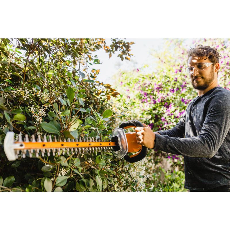 Worx WG284 24" - 40V (2x20) Hedge Trimmer, Rotating Handle