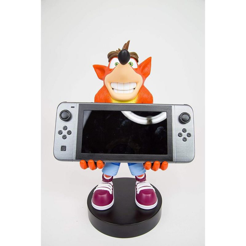 Exquisite Gaming Crash Bandicoot Cable Guys XL 12-Inch Phone & Controller Holder
