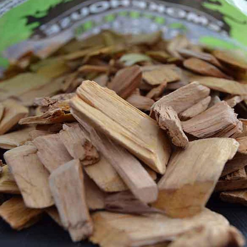 Smokehouse All Natural Flavored Apple Wood Chunks for Outdoor Grilling, Smoking and Barbequing Pork, Beef, and Poultry, 1.75 Pound Bag (2 Pack)