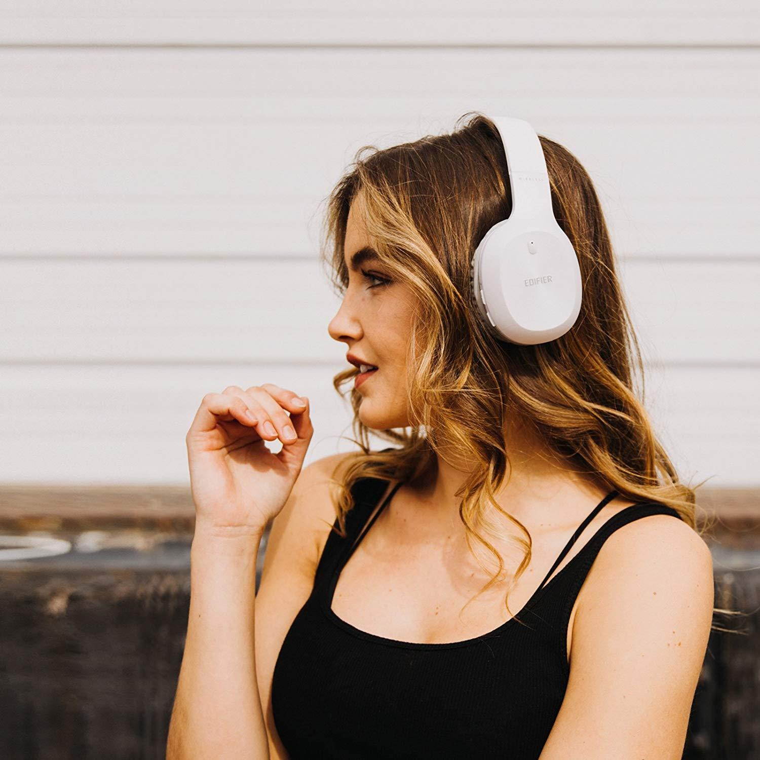 Edifier W800BT Bluetooth Headphones - Over-The-Ear Wireless Headphone, 35 Hours Long Playback, Lightweight - White