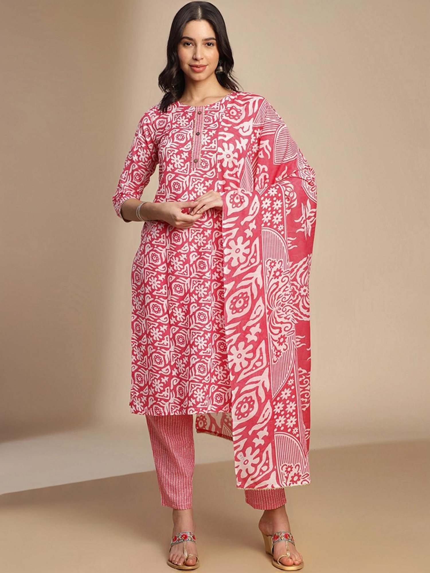 Skylee Pink Cotton Printed Kurta Pant Set With Dupatta