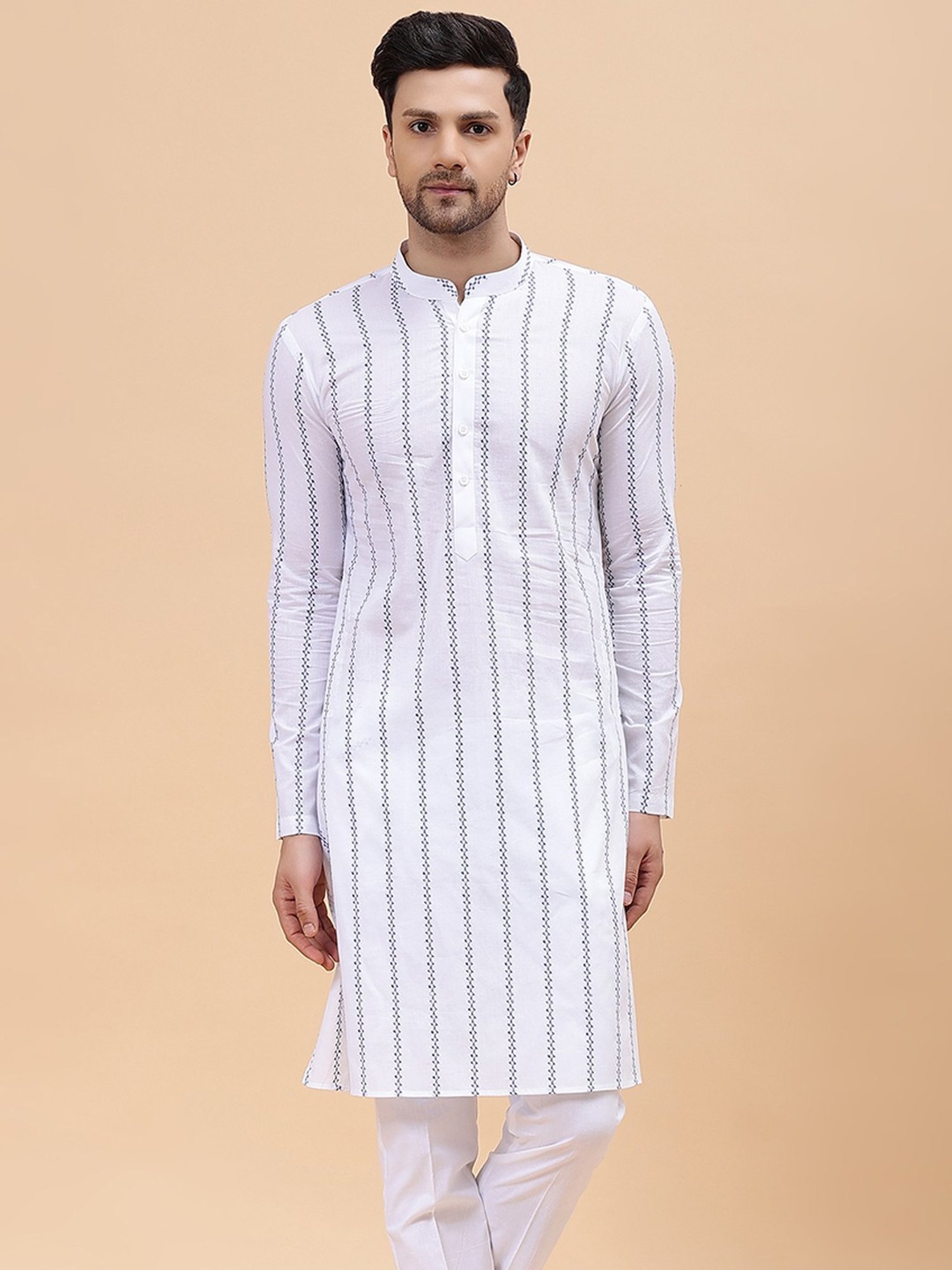 Manthan Red Full Sleeves Solid Kurta