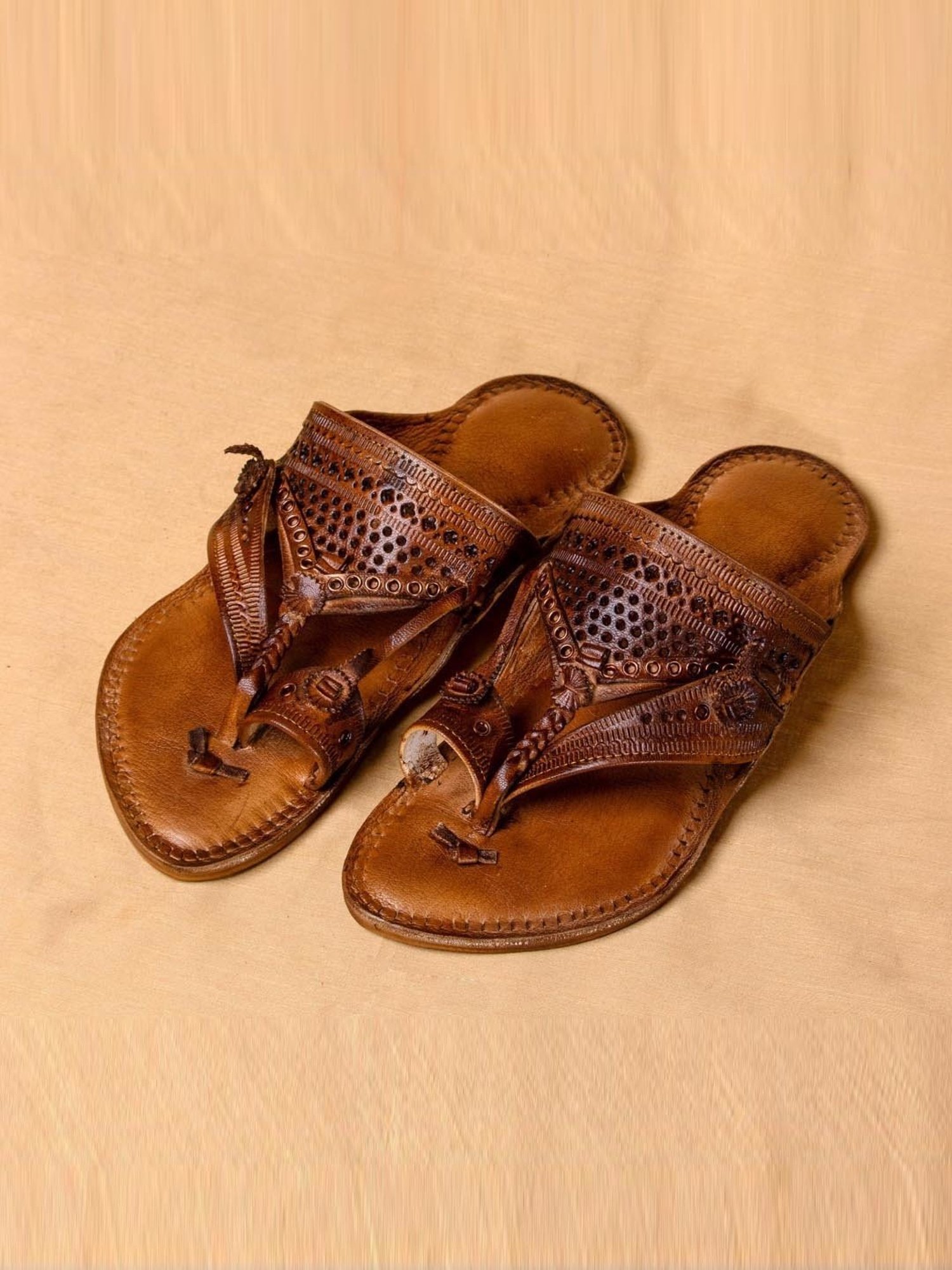 Kalapuri Men's Brown Kolhapuri Sandals