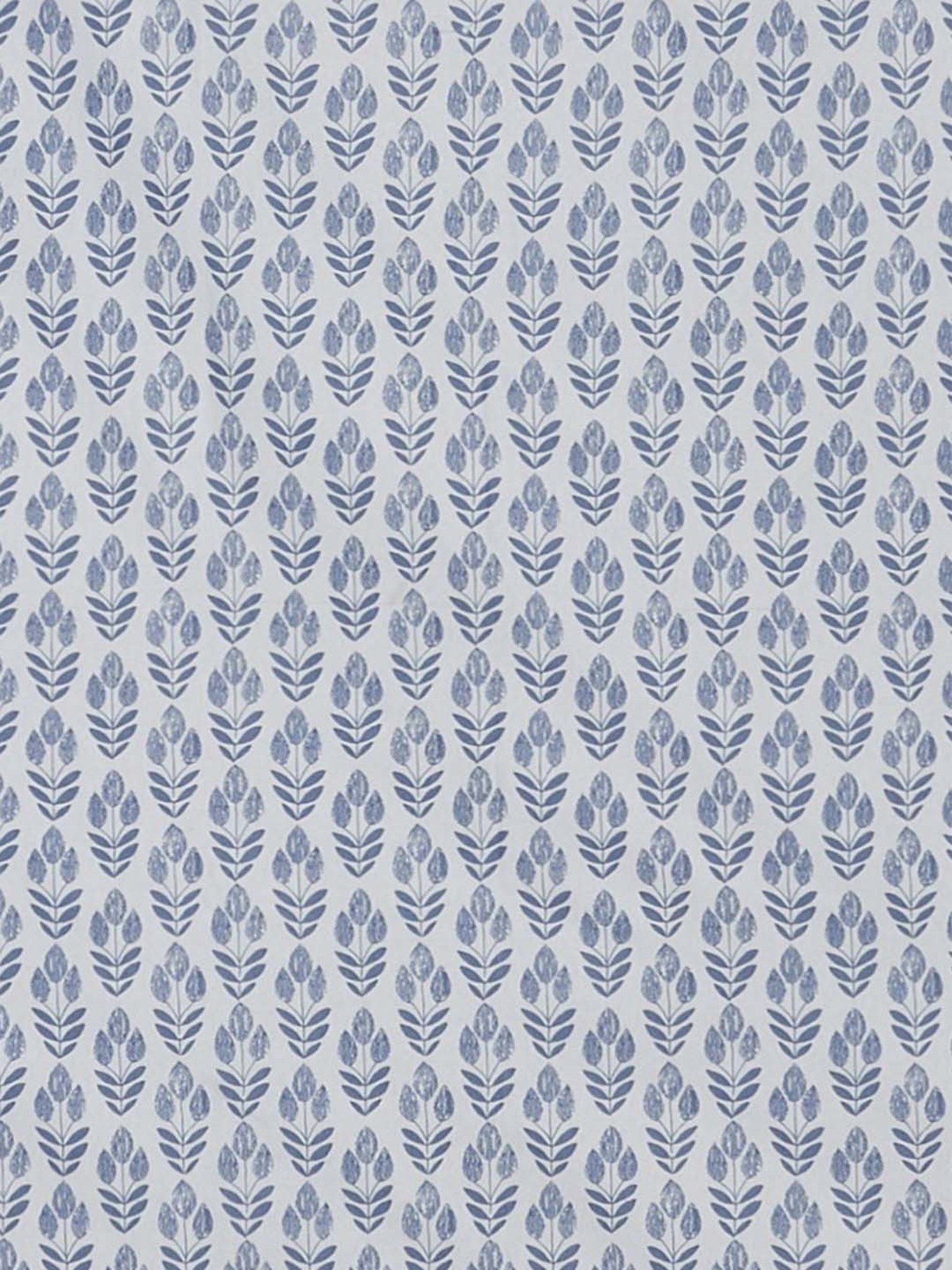 Living Scapes by Pantaloons Blue Blend Bedsheet With 2 Pillow Covers