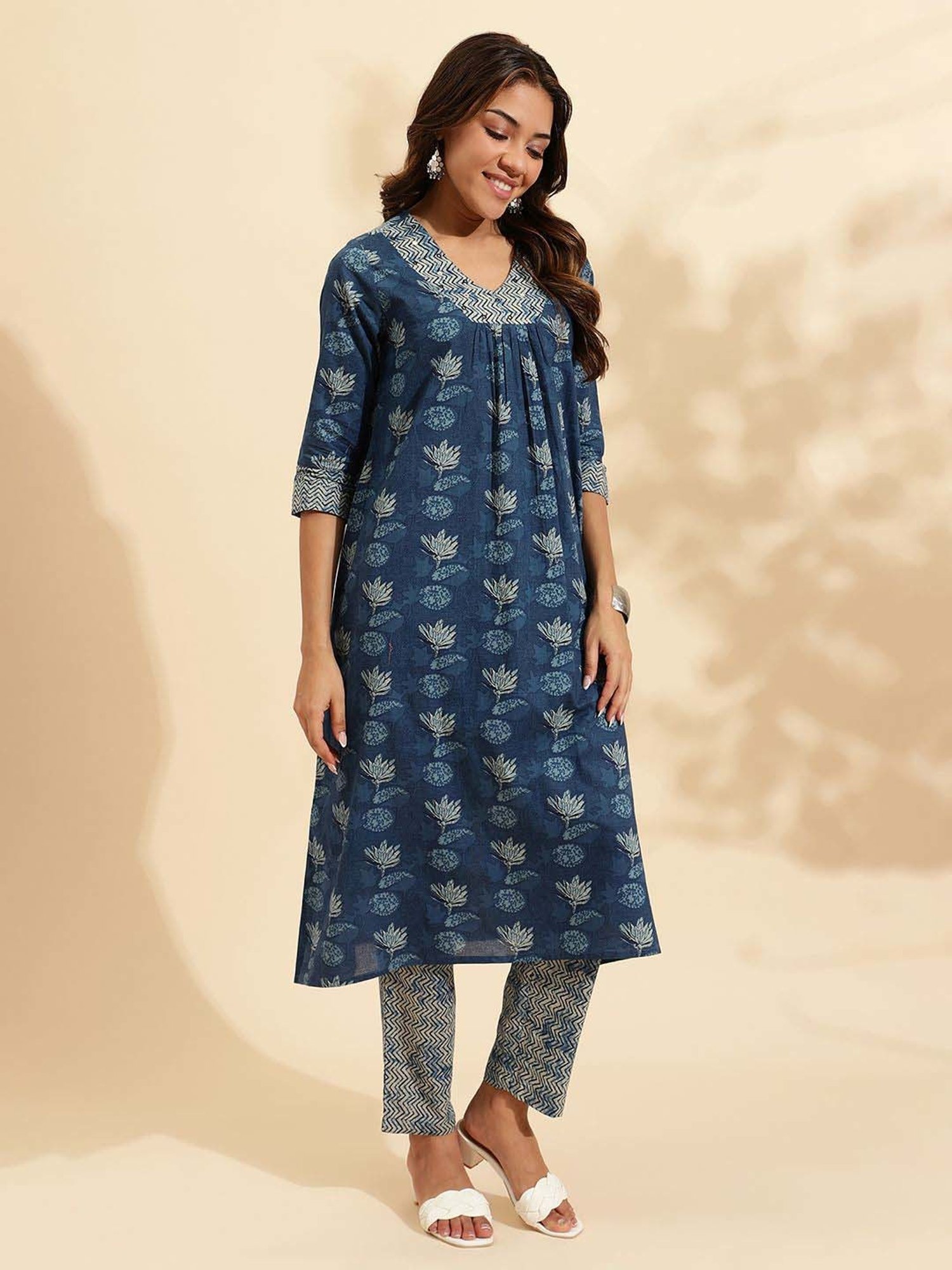 Sringam Blue Cotton Printed Kurta & Pant Set