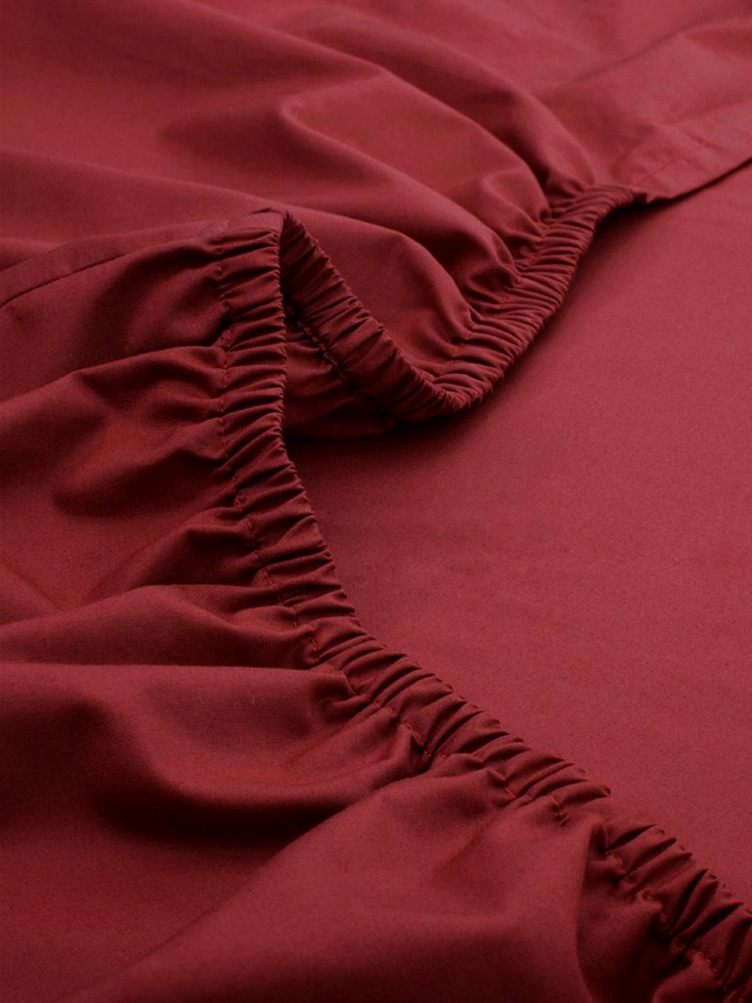 Maspar Red Cotton 200 TC Bed Sheet Set
