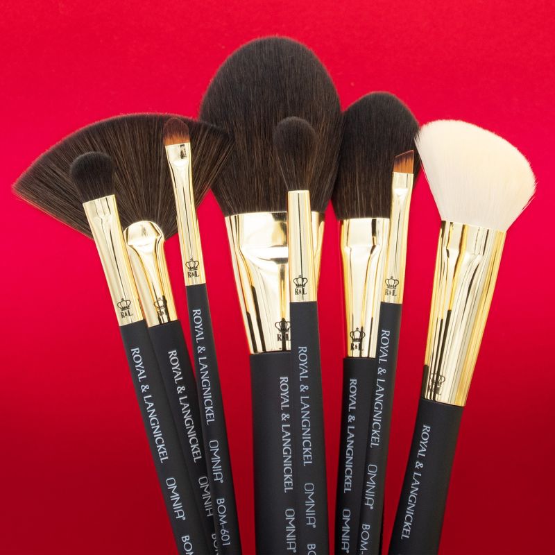 OMNIA Brush PROFESSIONAL 9pc Travel Gold Makeup Brush Set with Zip Case