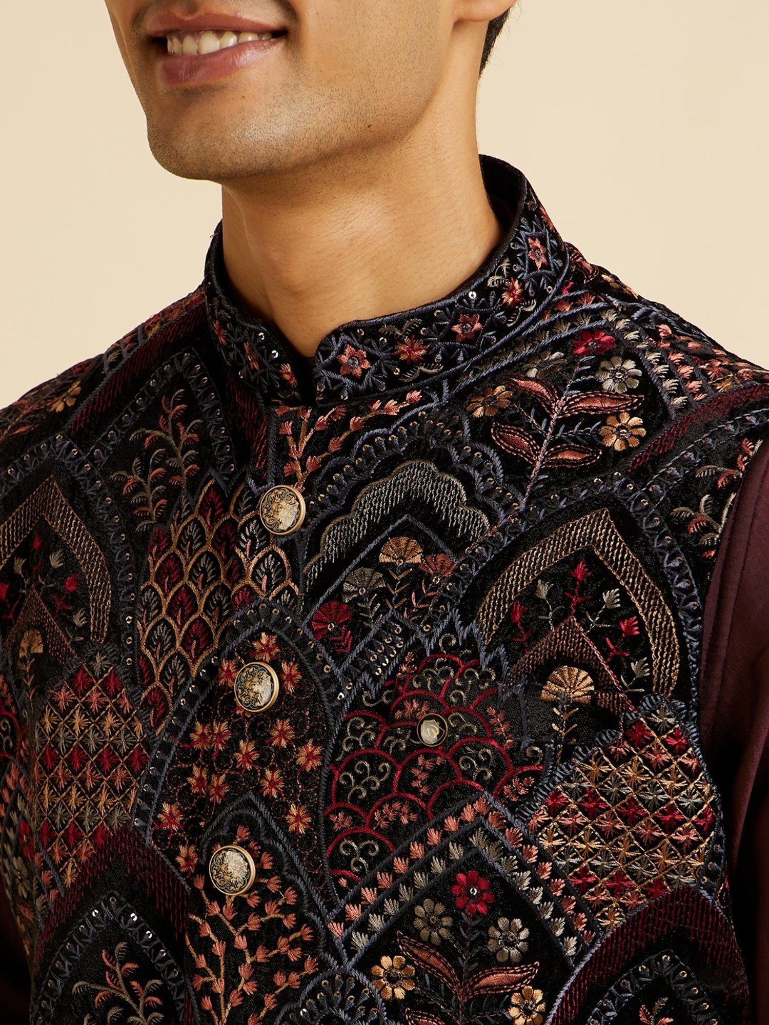 Manyavar Black Regular Fit Embroidered Nehru Jacket