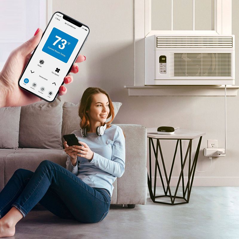 Sunpentown 14000-BTU Portable Air Conditioner White