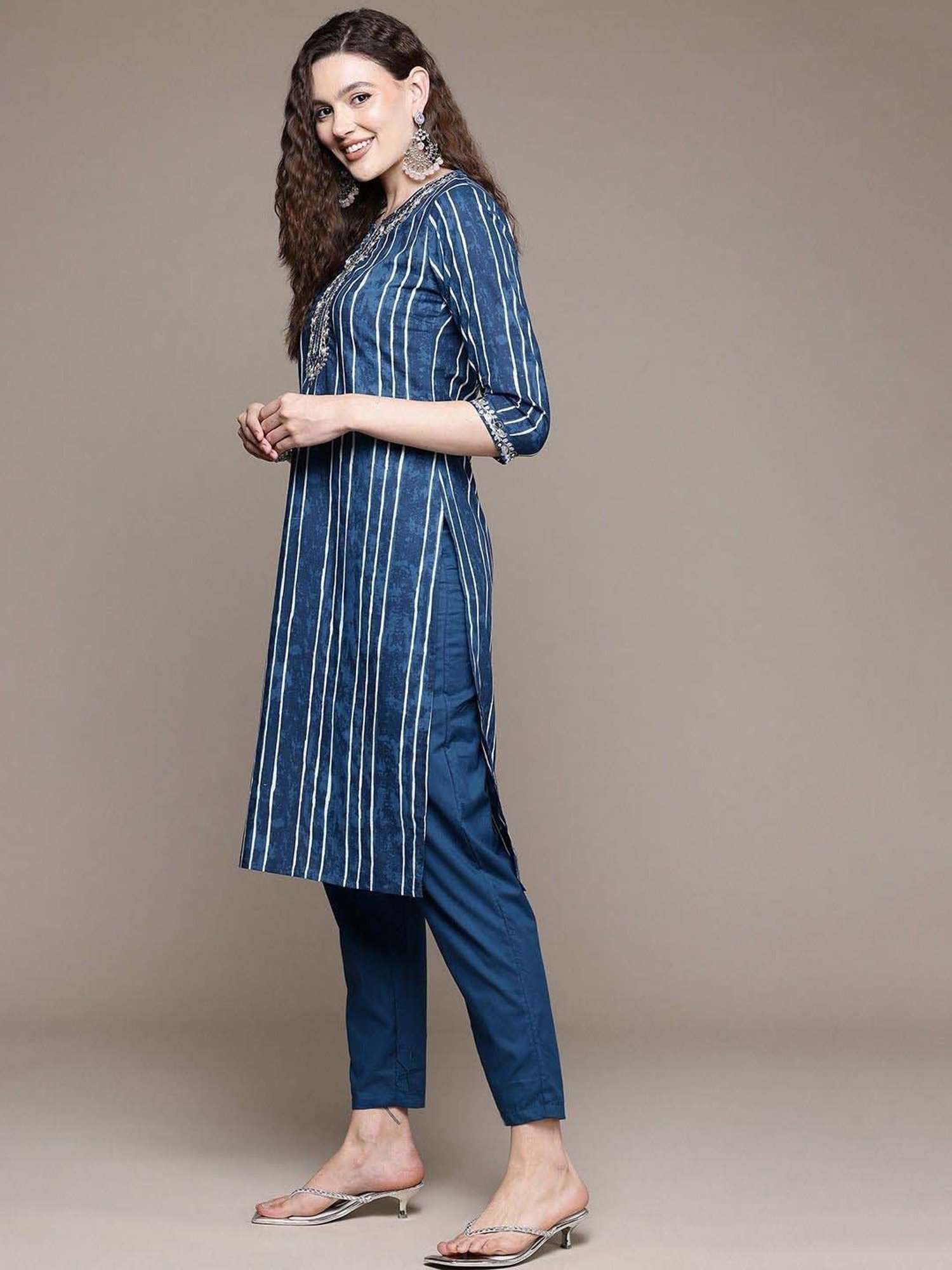 READIPRINT FASHIONS Blue Cotton Embroidered Kurta Pant Set With Dupatta
