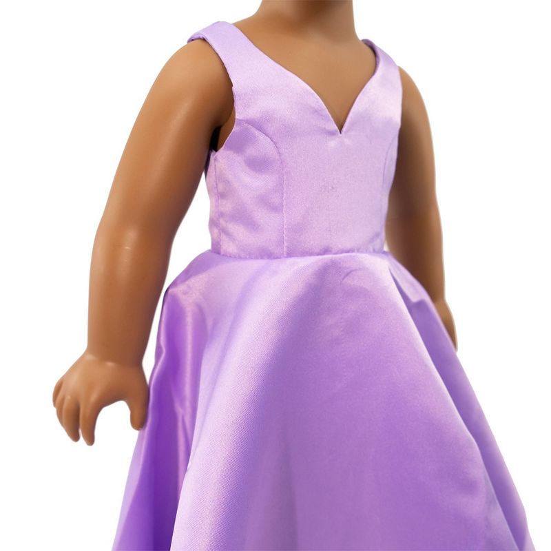 I'M A GIRLY Jasmine 18" Fashion Doll with Brunette Curly Interchangeable Wig to Style