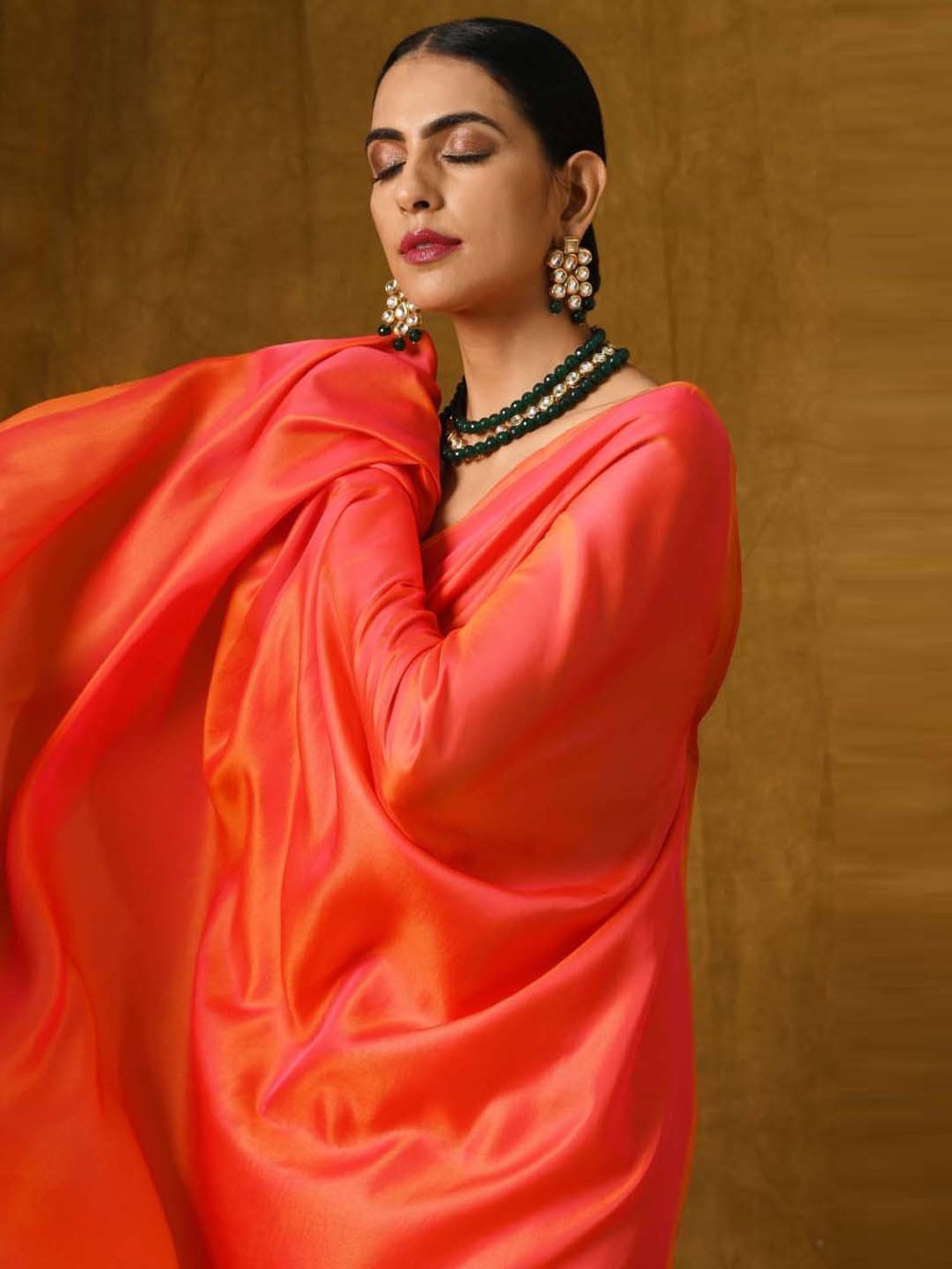 Swtantra Pink & Orange Satin Saree