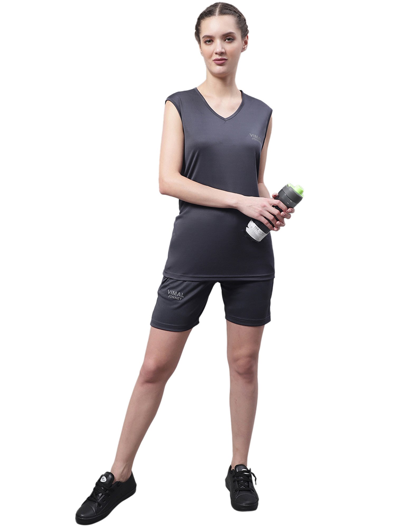 Vimal Jonney Grey T-Shirt With Shorts