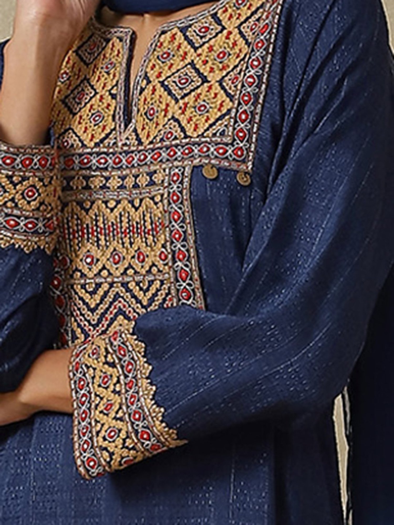 aarke Ritu Kumar Blue Embroidered Kurta With Pants & Dupatta