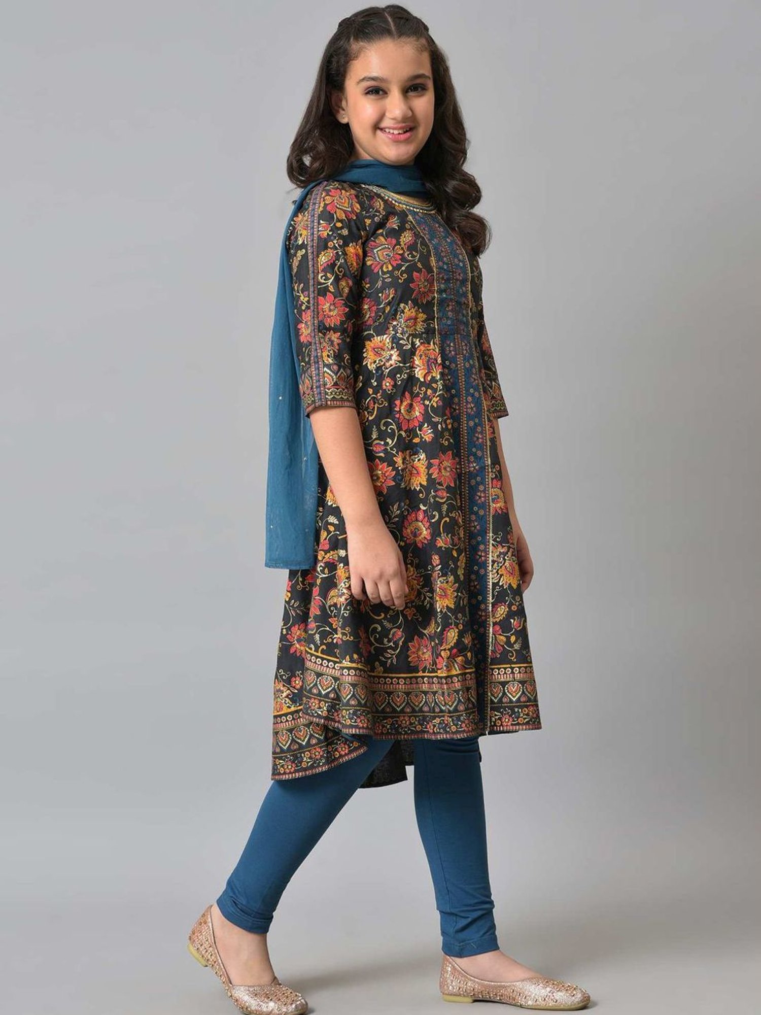 Aurelia Kids Black & Blue Floral Print Kurta Set