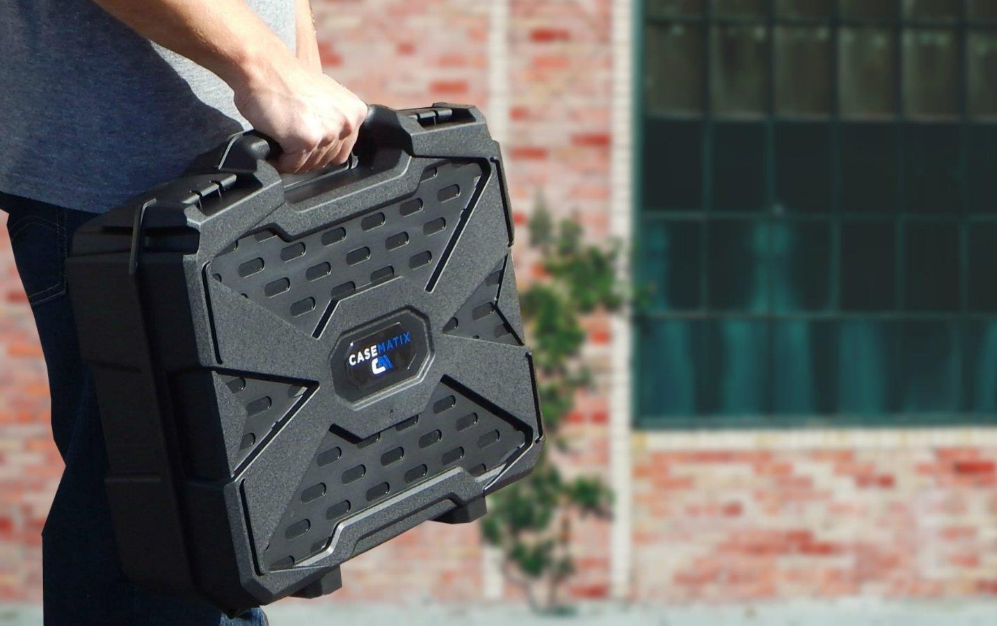 Casematix Video Projector Hard Case with Dense Foam Compatible with Epson VS240 , VS345 , VS340 , EX3260 , EX7260 , EX3240 , EX3220 , EX7240 , EX7235 , EX7230  3lcd, Xga, Svga and 3d Projectors