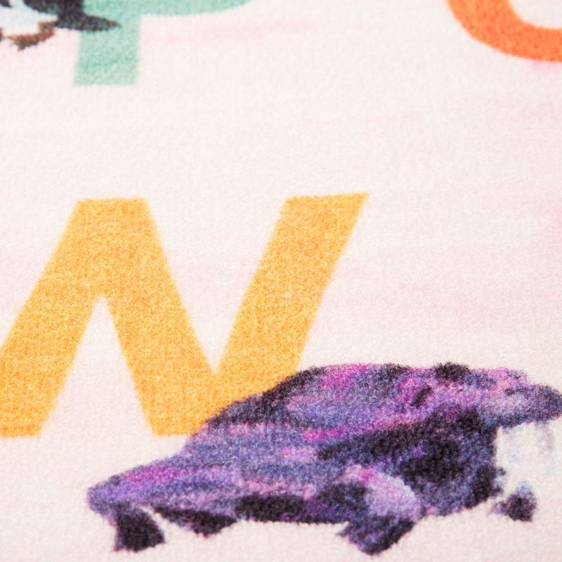 5'2"x7'2" Carmela Rug Blue/Ivory - SoHome