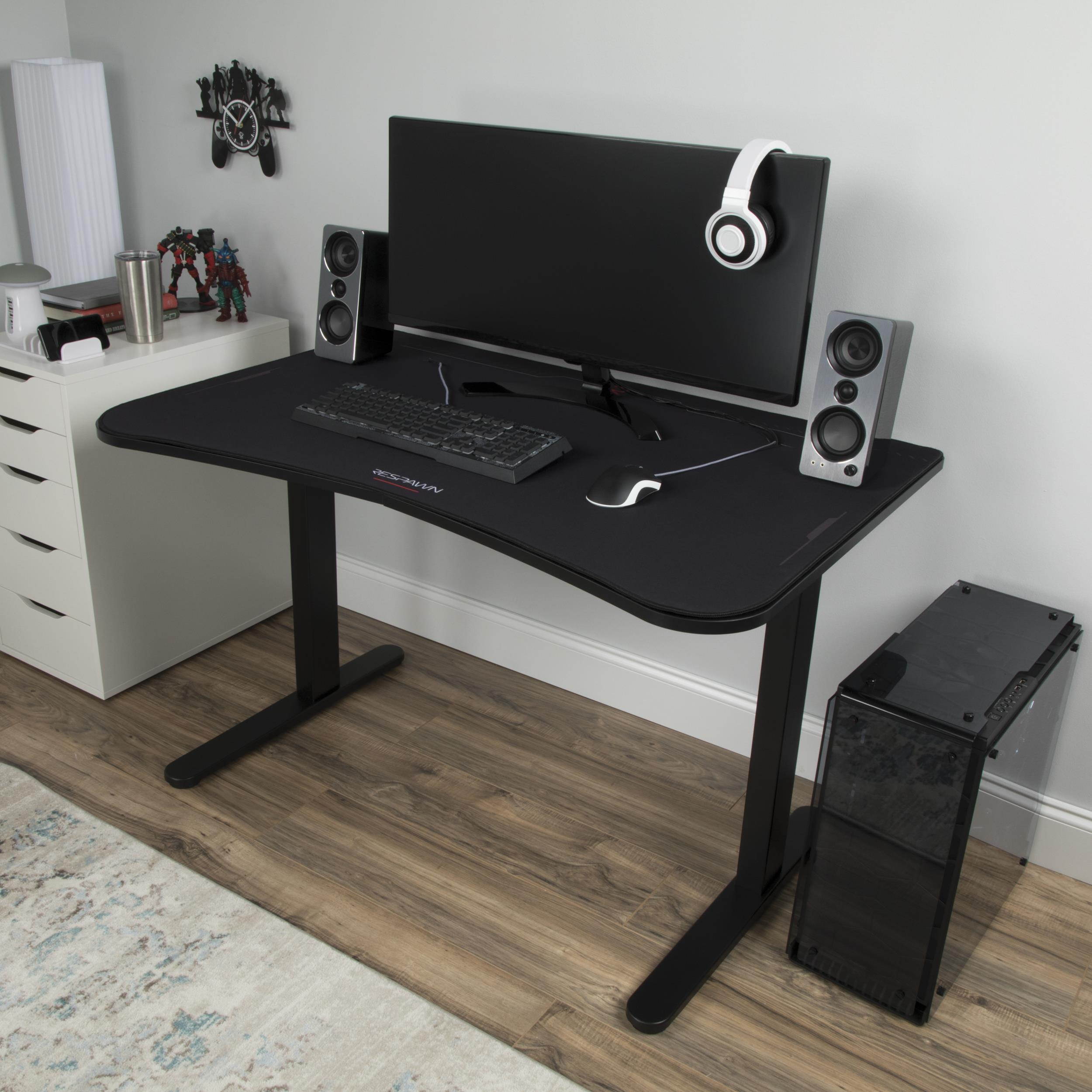 RESPAWN 63" Gaming Table with Gaming Mouse Pad, Gaming Computer Desk, in Black (RSP-1063-BLK)