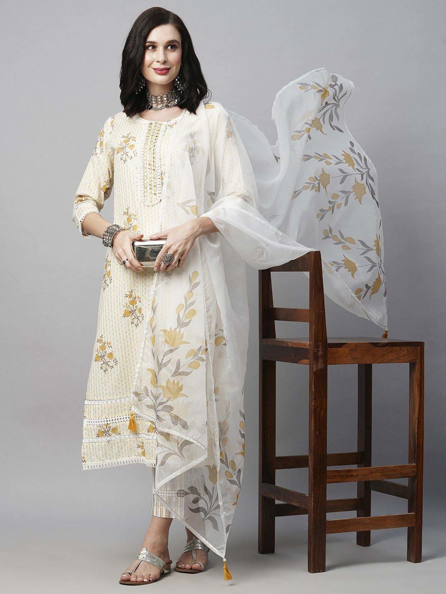 Heeposh White Cotton Printed Kurta Pant Set With Dupatta