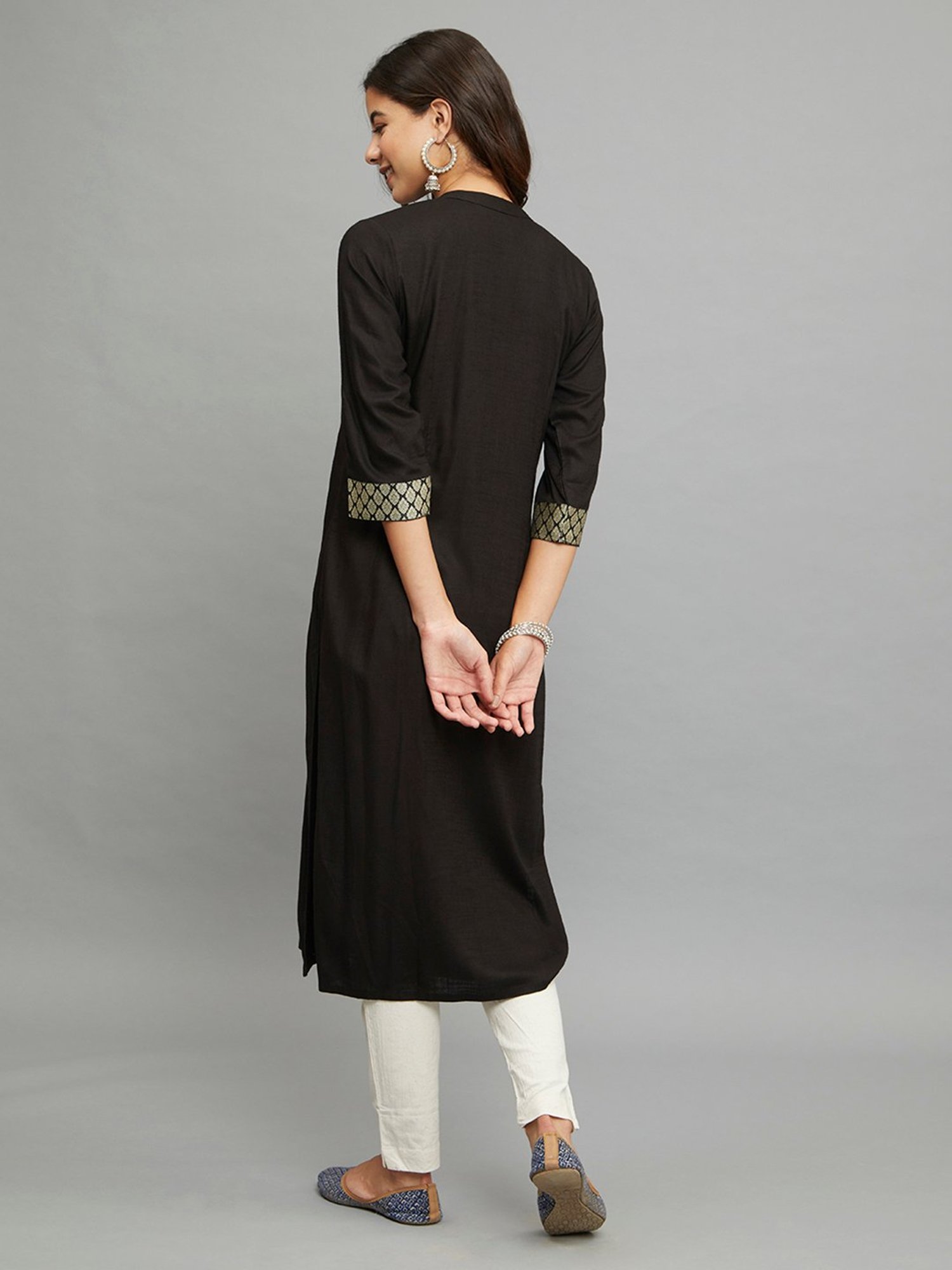 paislei Black Printed Straight Kurta