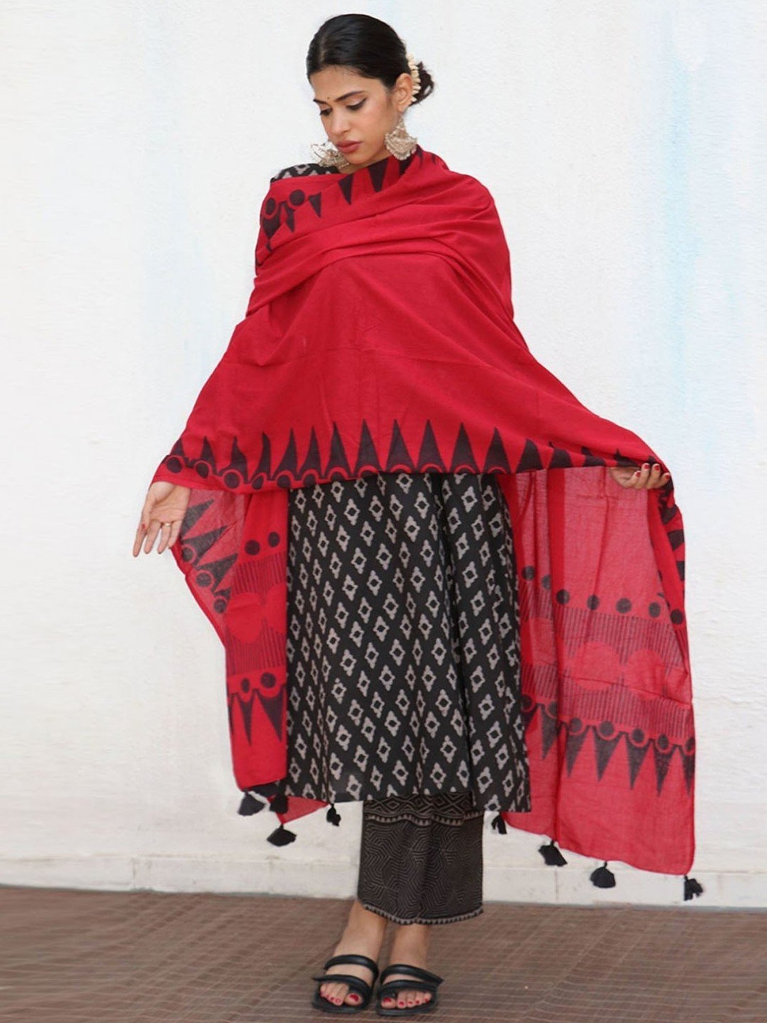 Chidiyaa No Made Marley Blockprinted Cotton Dupatta