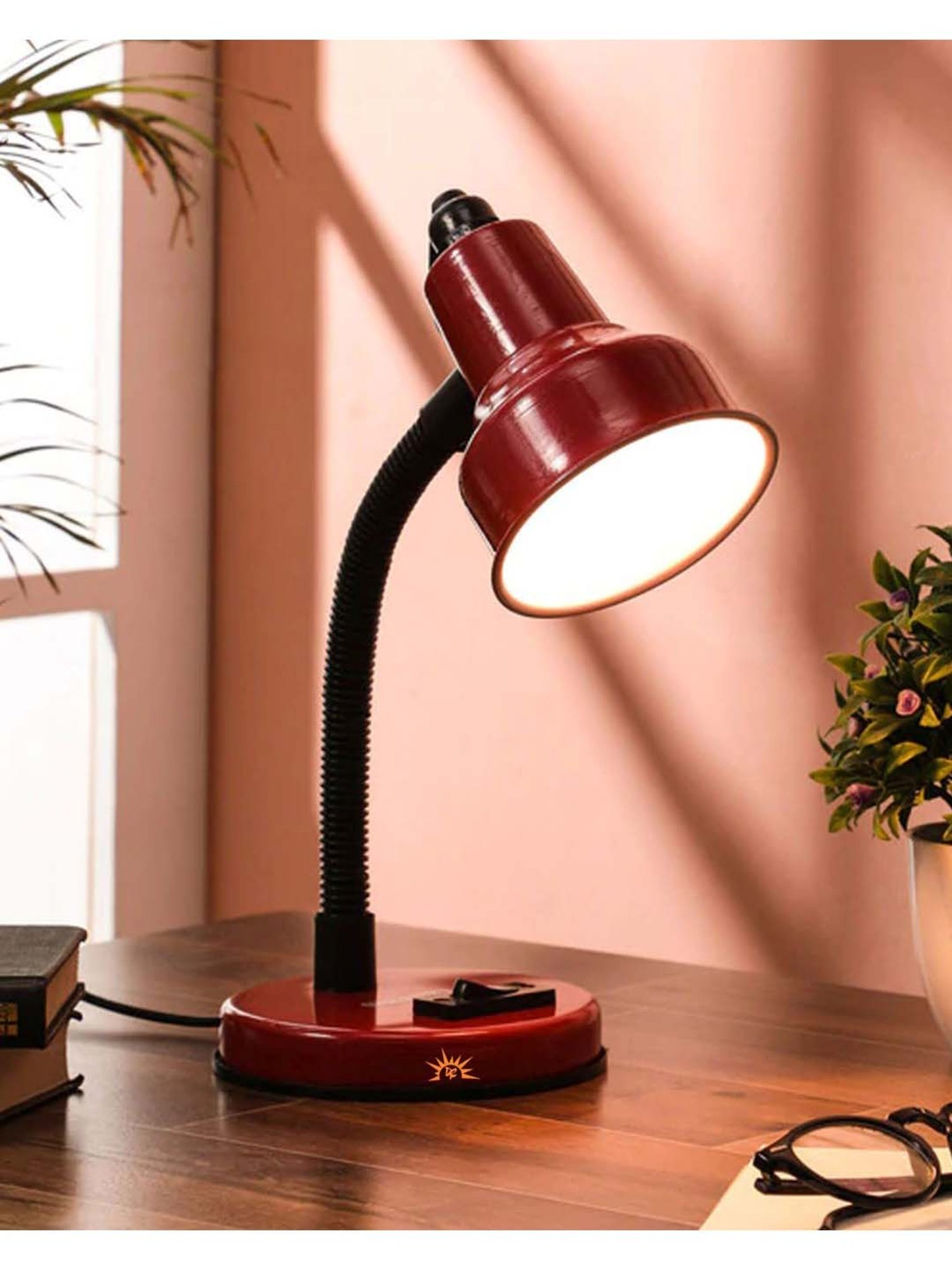 DecorativeRay Red Iron Study Table Lamp - Set of 1