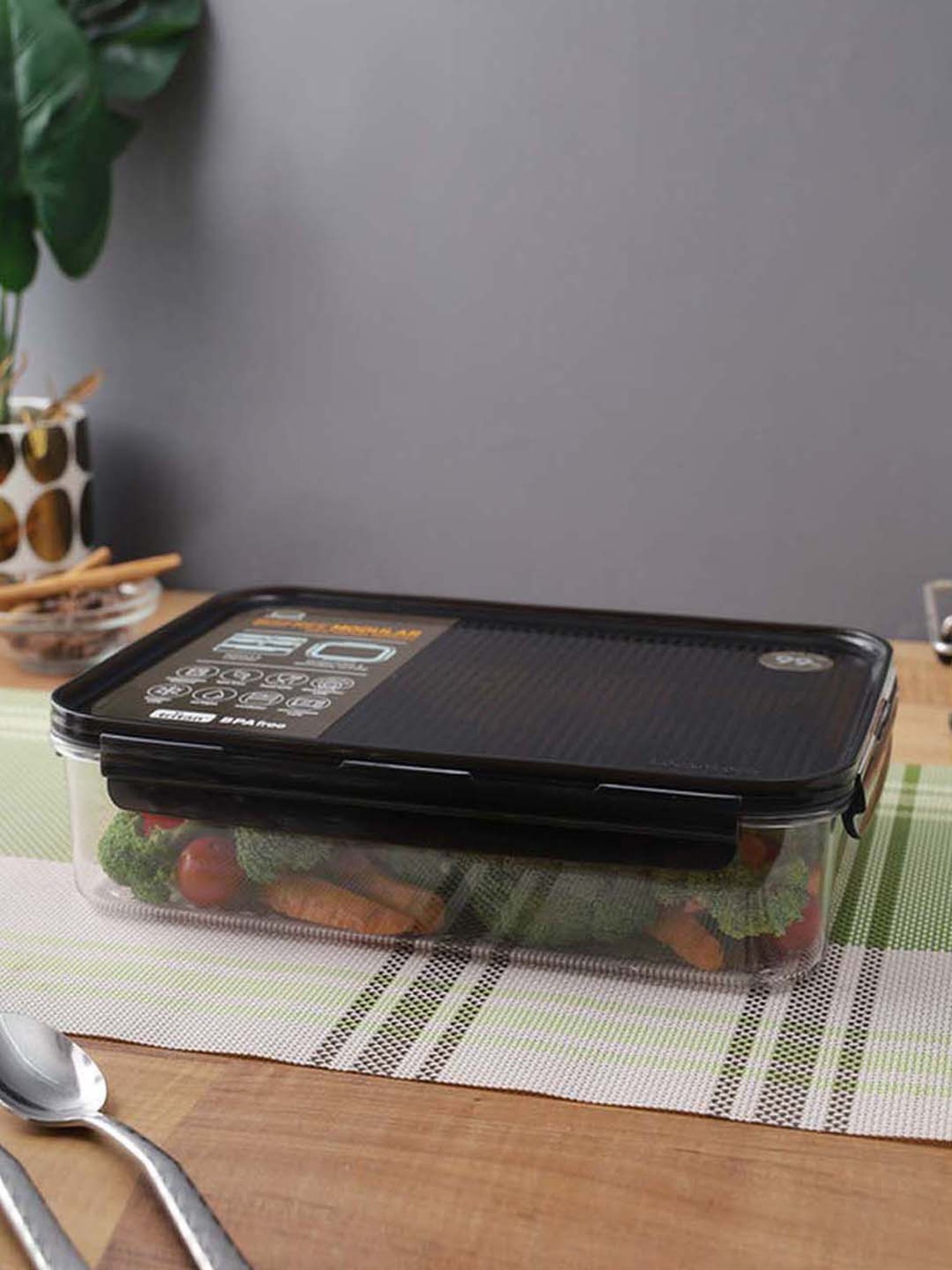 Lock & Lock Transparent & Black Tritan Lunch Box (2.1 L) - Set of 1