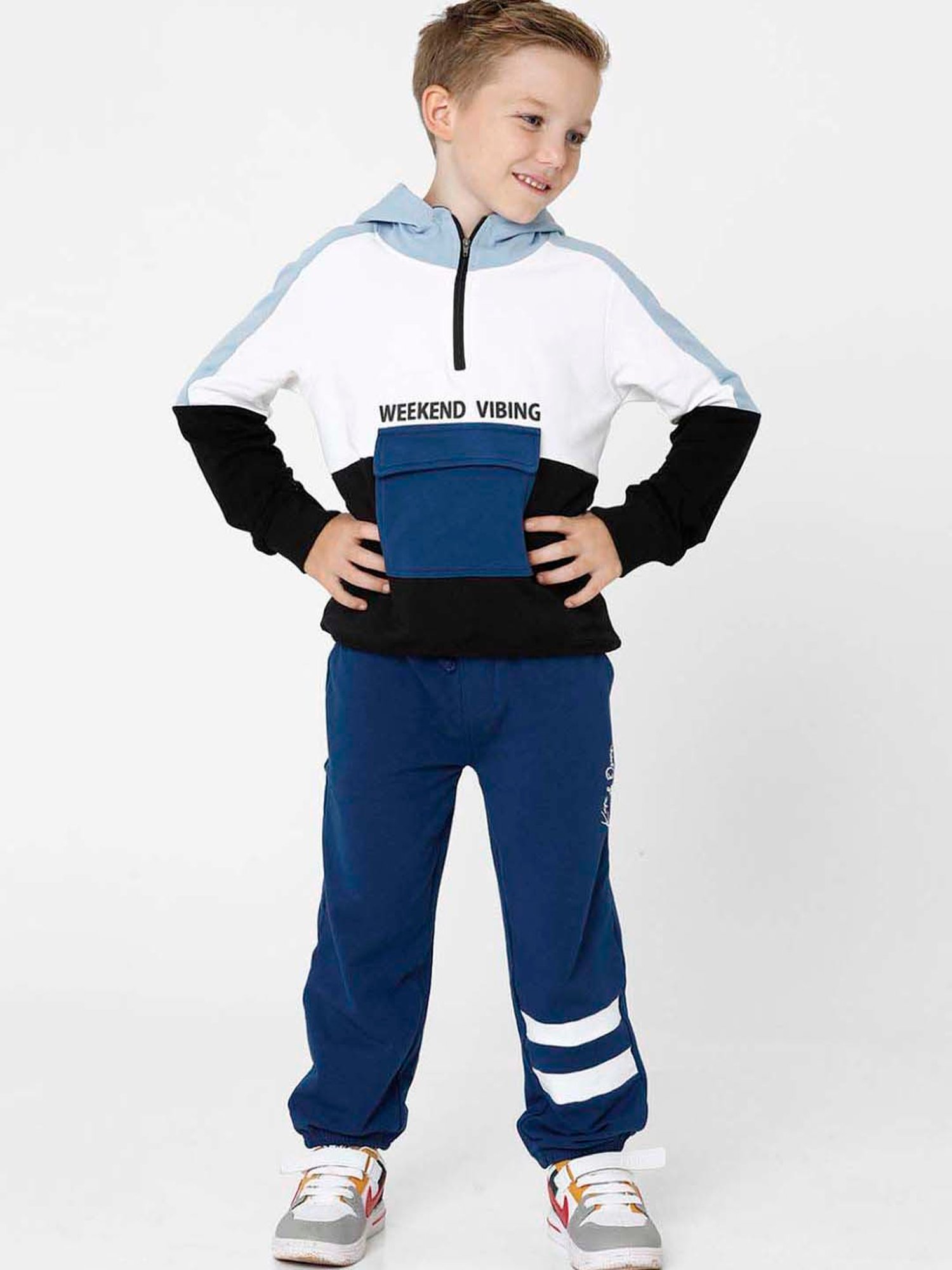 Kate & Oscar Kids White & Blue Cotton Color Block Full Sleeves Sweatshirt